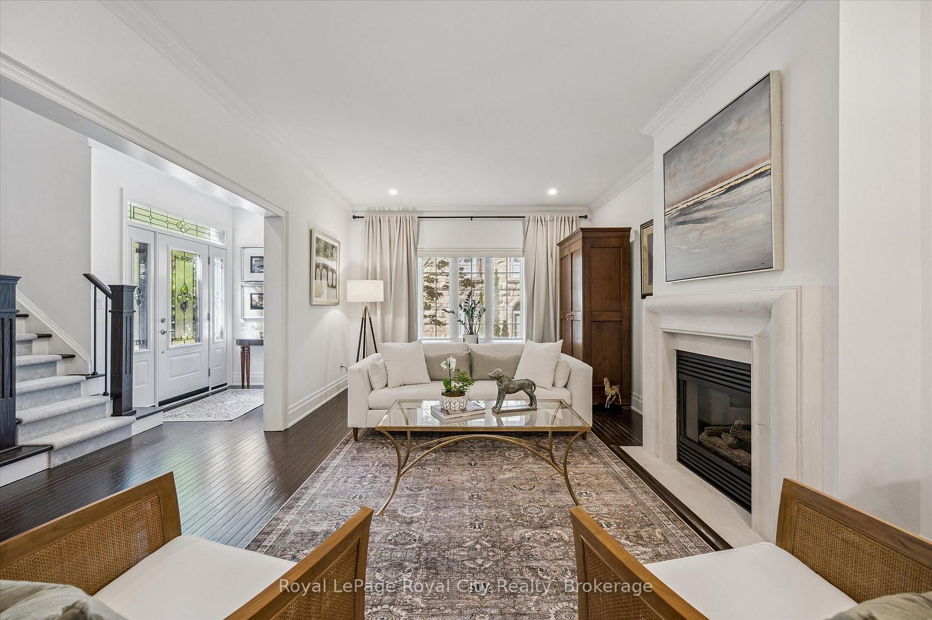 Photo 6 of Unit 11, 25 Manor Park Crescent, Guelph, Dovercliffe Park/Old University — HOMEH