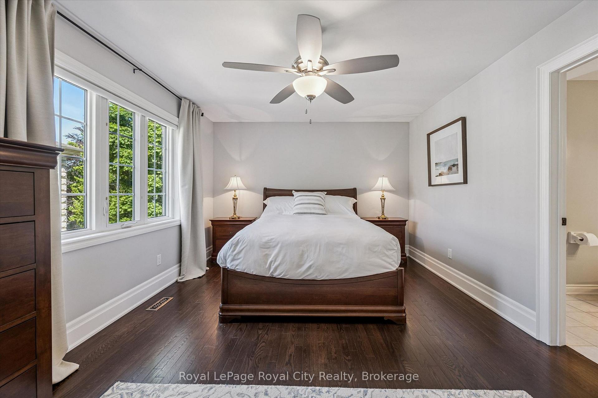 Photo 23 of Unit 11, 25 Manor Park Crescent, Guelph, Dovercliffe Park/Old University — HOMEH