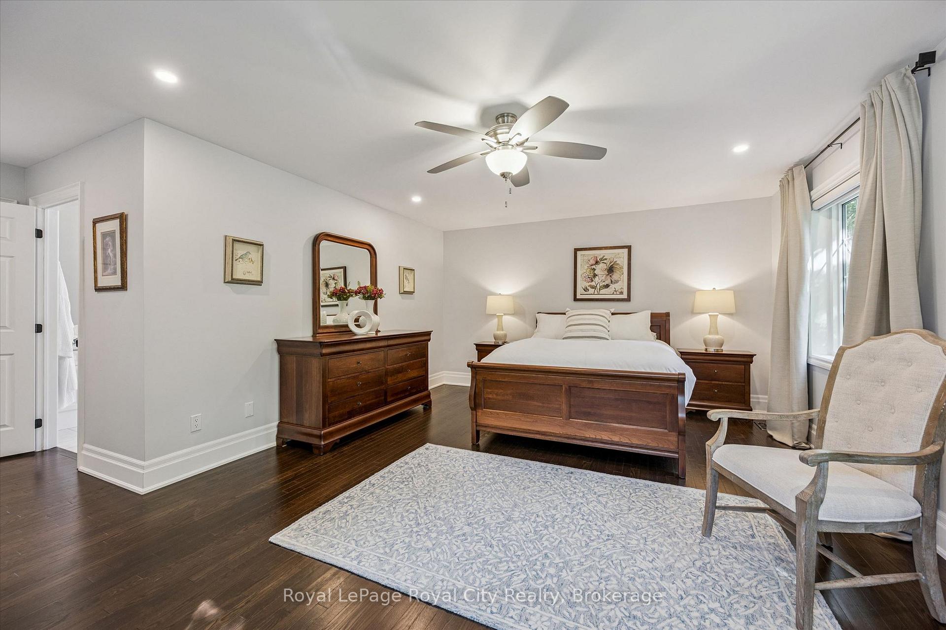 Photo 26 of Unit 11, 25 Manor Park Crescent, Guelph, Dovercliffe Park/Old University — HOMEH