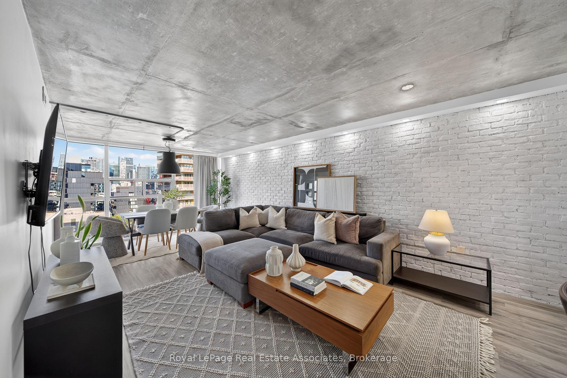 Photo of Unit 1603, 705 King Street W