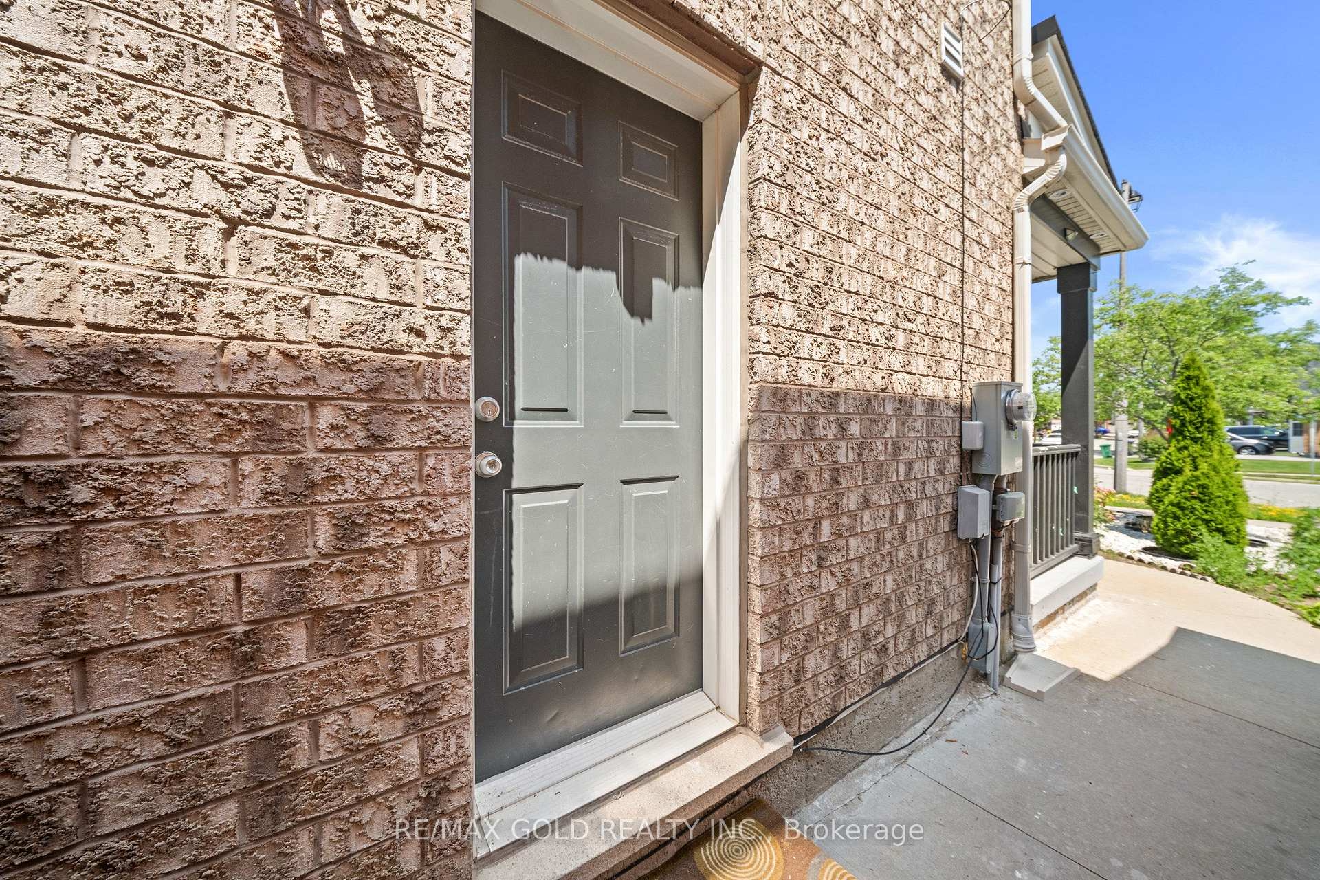 Photo 21 of 8 Bayridge Drive, Brampton, Vales of Castlemore — HOMEH