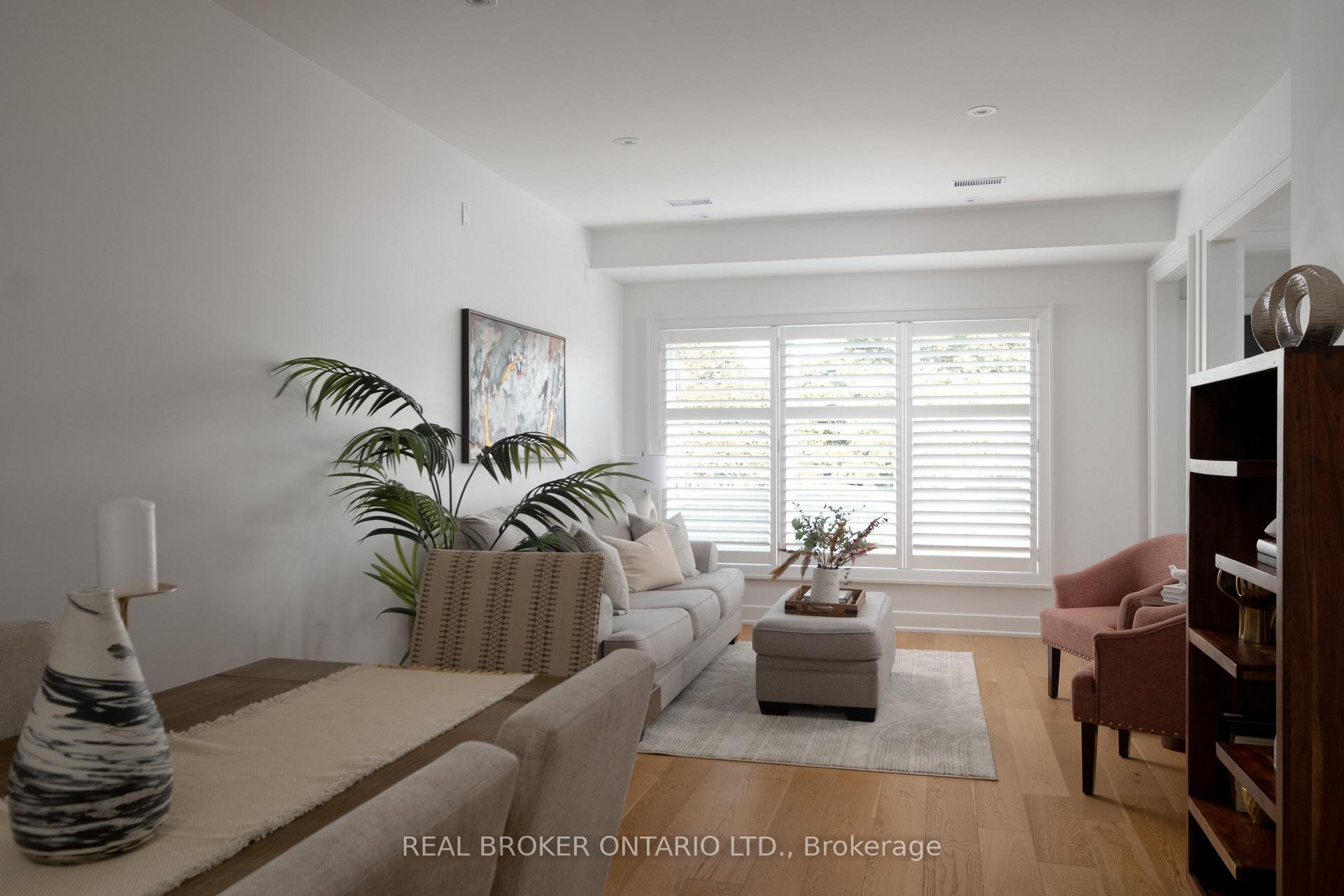 Photo 4 of 1633 Coram Crescent, Mississauga, Dixie — HOMEH