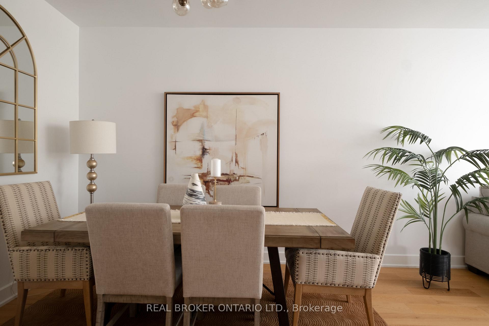 Photo 11 of 1633 Coram Crescent, Mississauga, Dixie — HOMEH