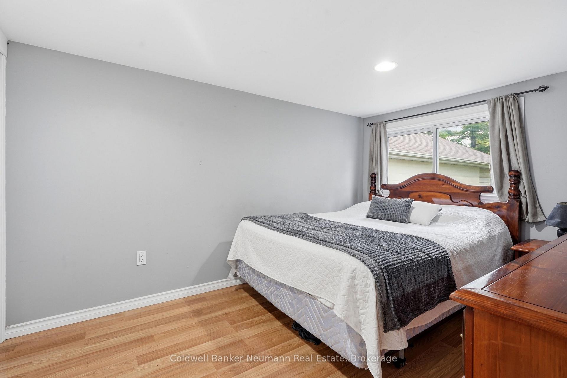 Photo 18 of 442 Burdick Place, London, East H — HOMEH