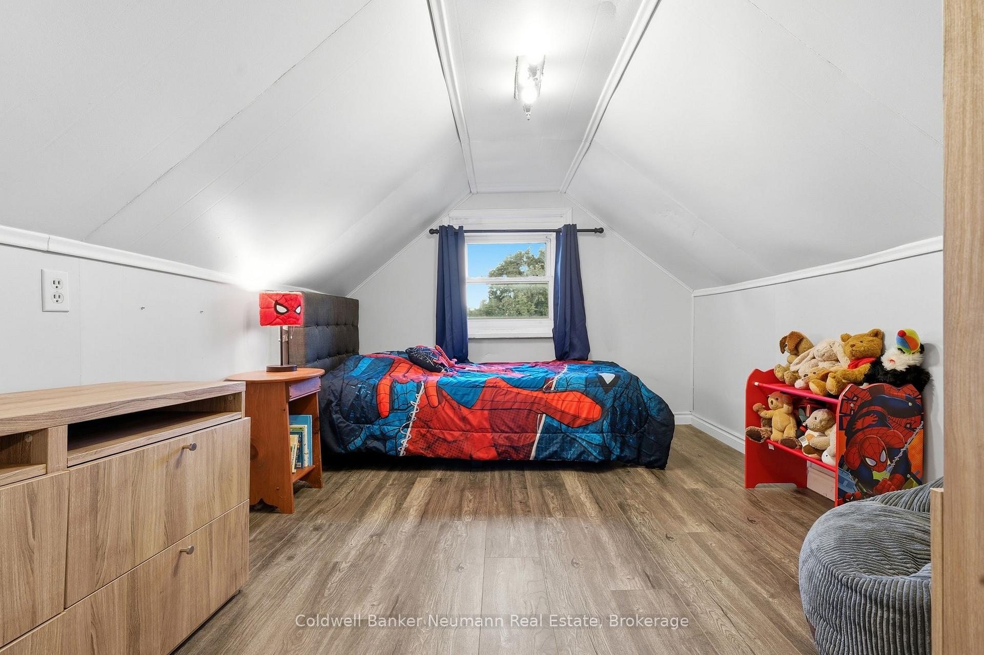 Photo 28 of 442 Burdick Place, London, East H — HOMEH