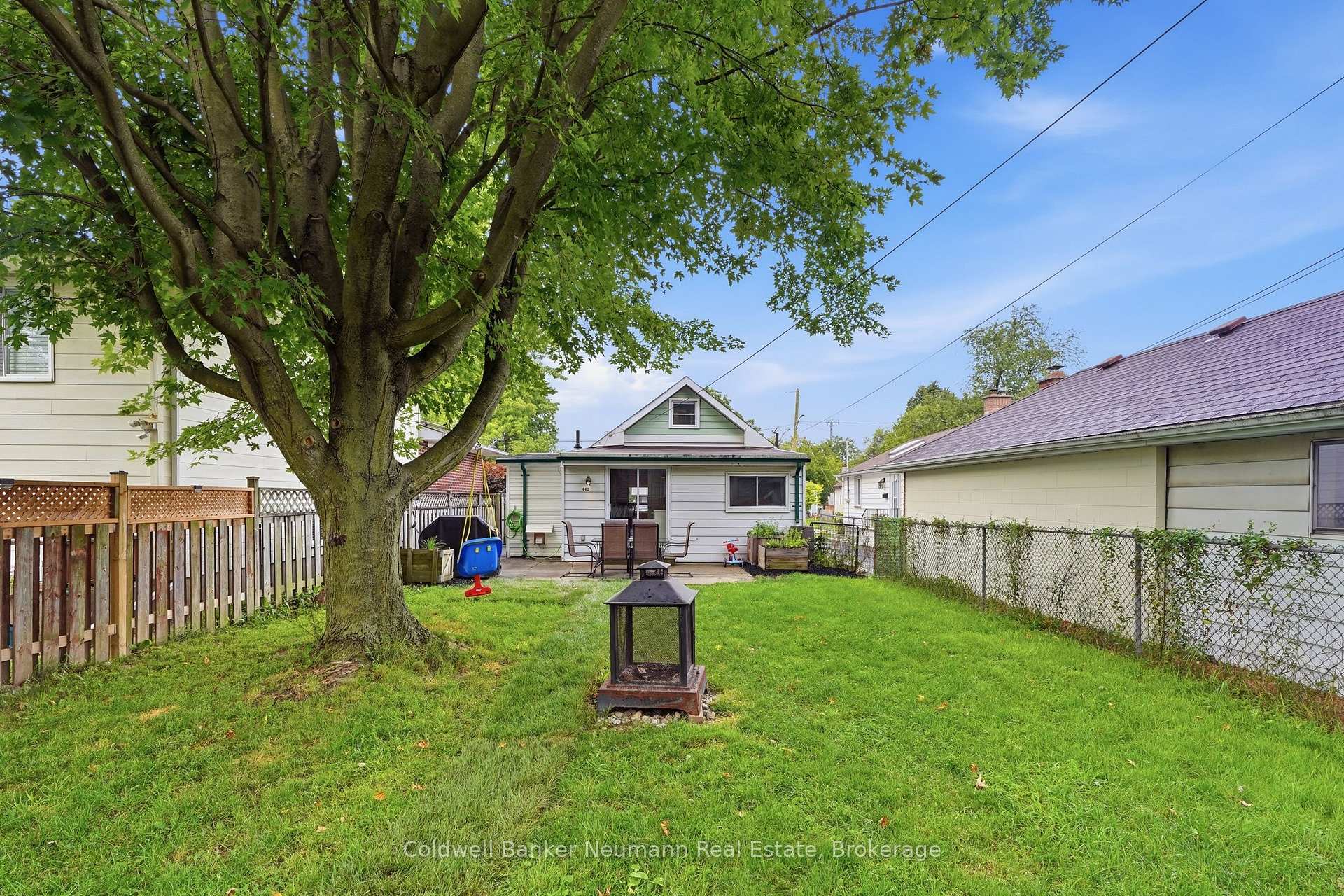 Photo 34 of 442 Burdick Place, London, East H — HOMEH