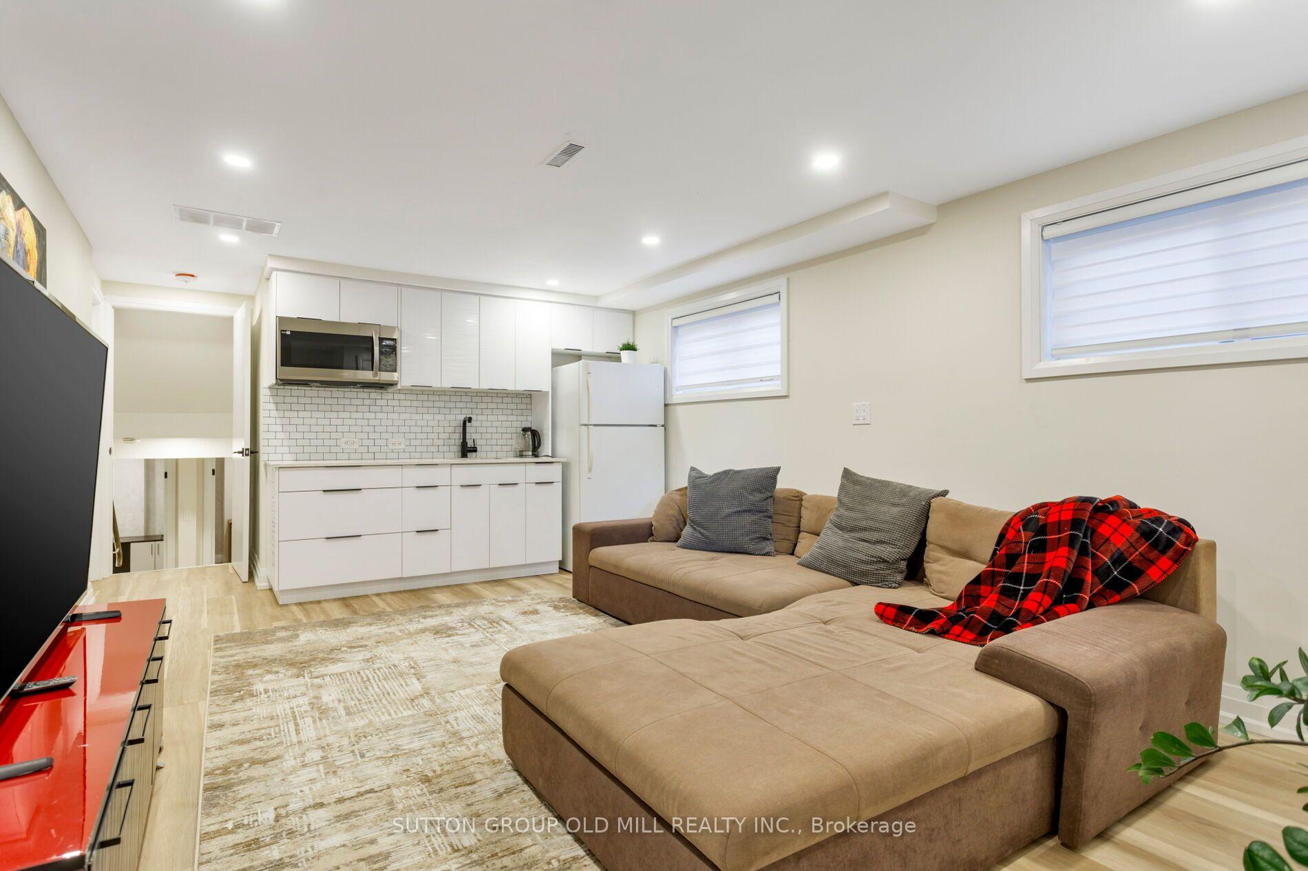Photo 34 of 1645 Copseholm Trail, Mississauga, Rathwood — HOMEH
