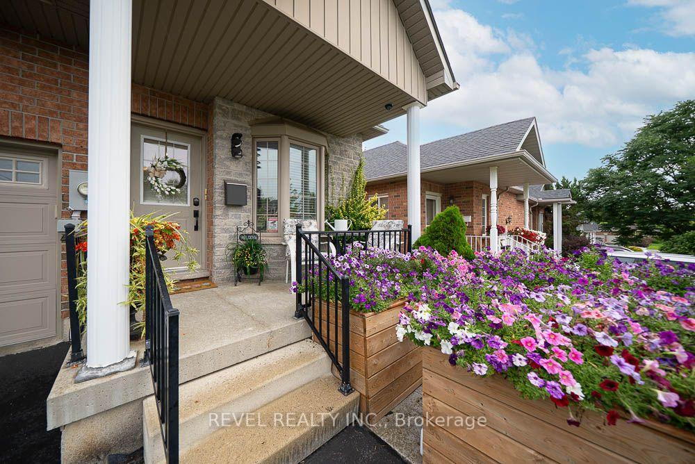 Photo 6 of 15 Millcroft Drive, Norfolk, Simcoe — HOMEH