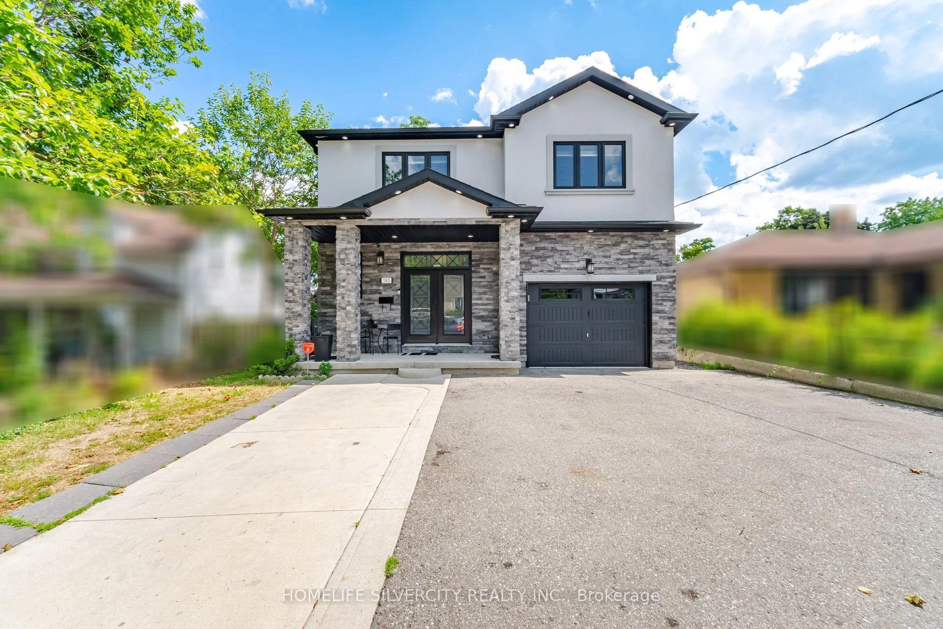 Photo of 165 St Andrews Street W