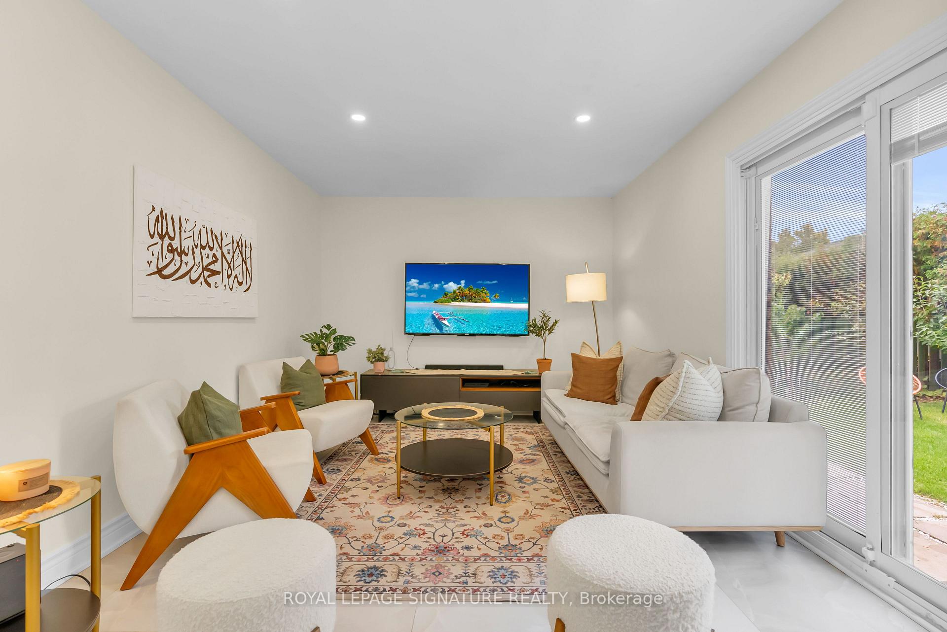 Photo 8 of 4302 Bridlepath Trail, Mississauga, Erin Mills — HOMEH