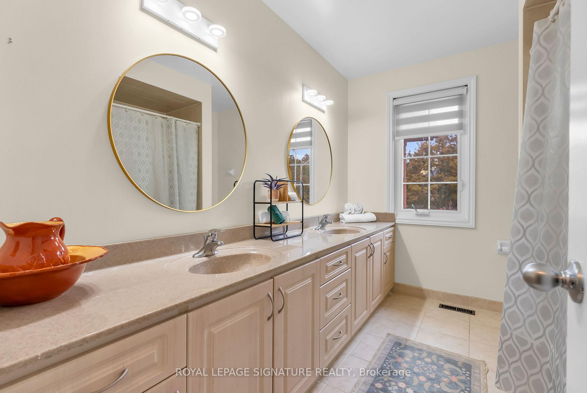 Photo 31 of 4302 Bridlepath Trail, Mississauga, Erin Mills — HOMEH