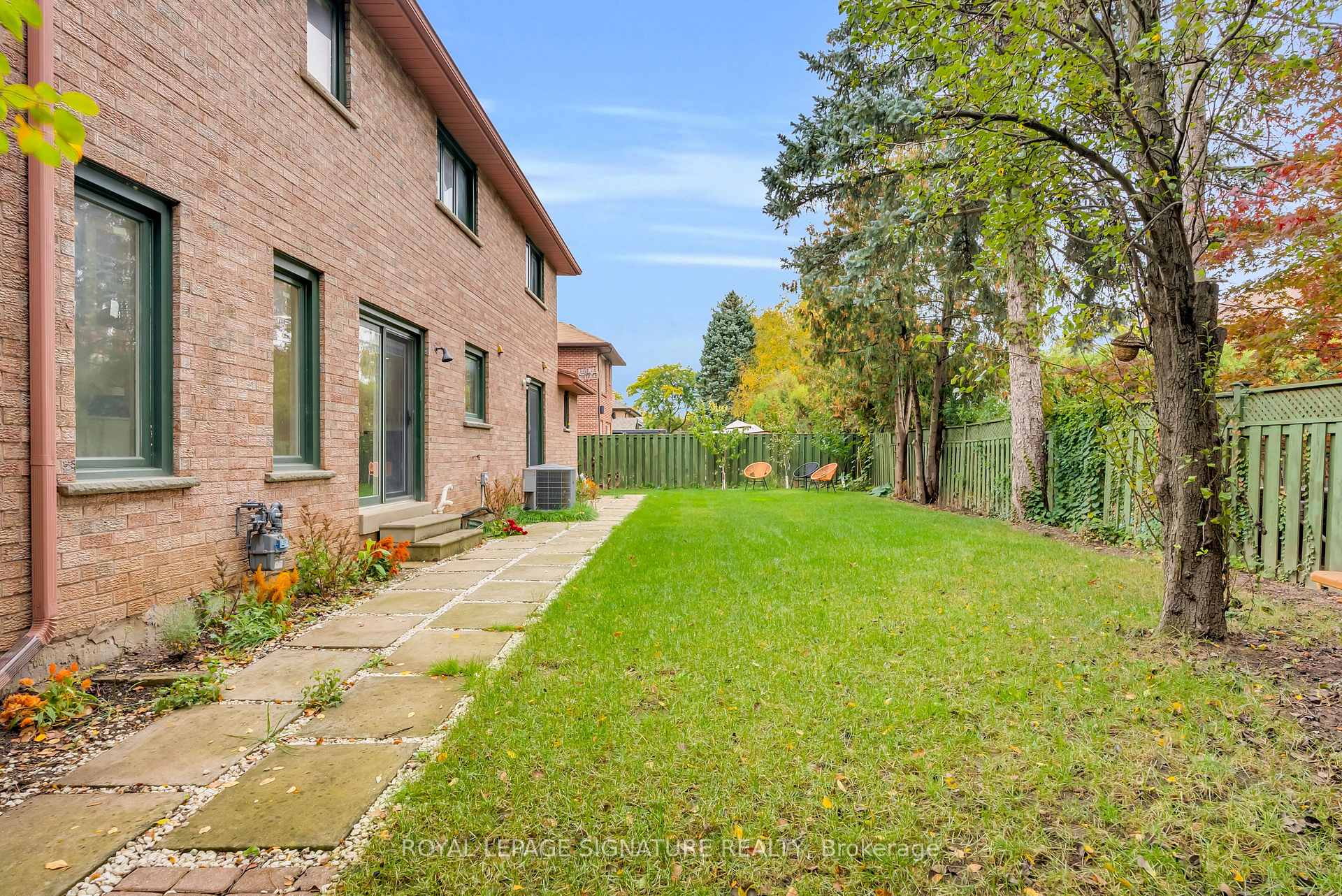 Photo 49 of 4302 Bridlepath Trail, Mississauga, Erin Mills — HOMEH