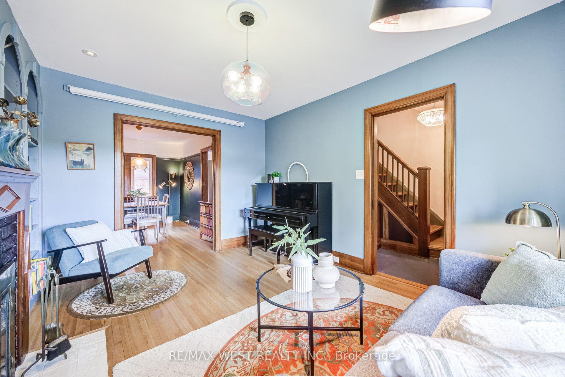 Photo 11 of 258 O'connor Drive, Toronto, East York — HOMEH