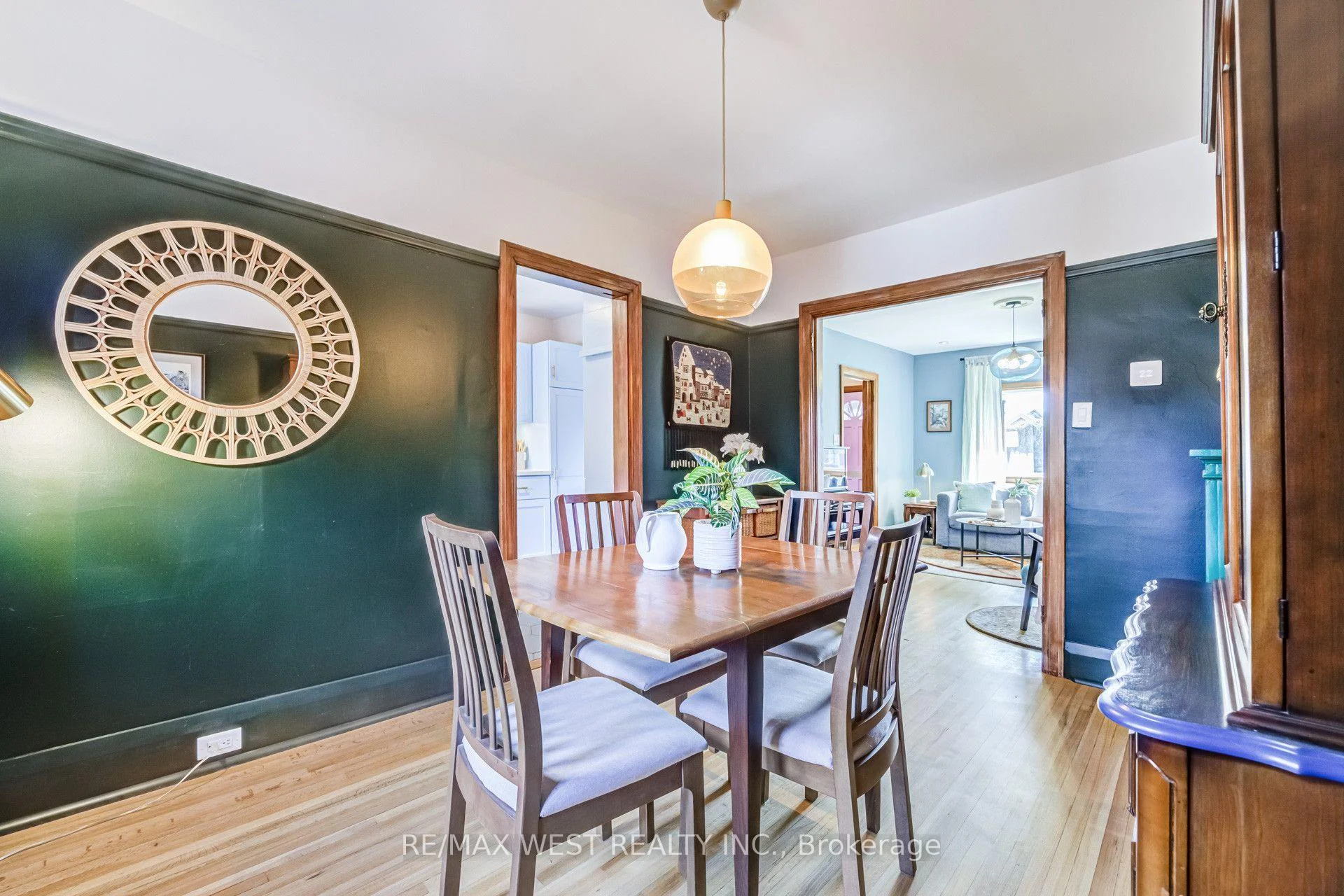 Photo 21 of 258 O'connor Drive, Toronto, East York — HOMEH