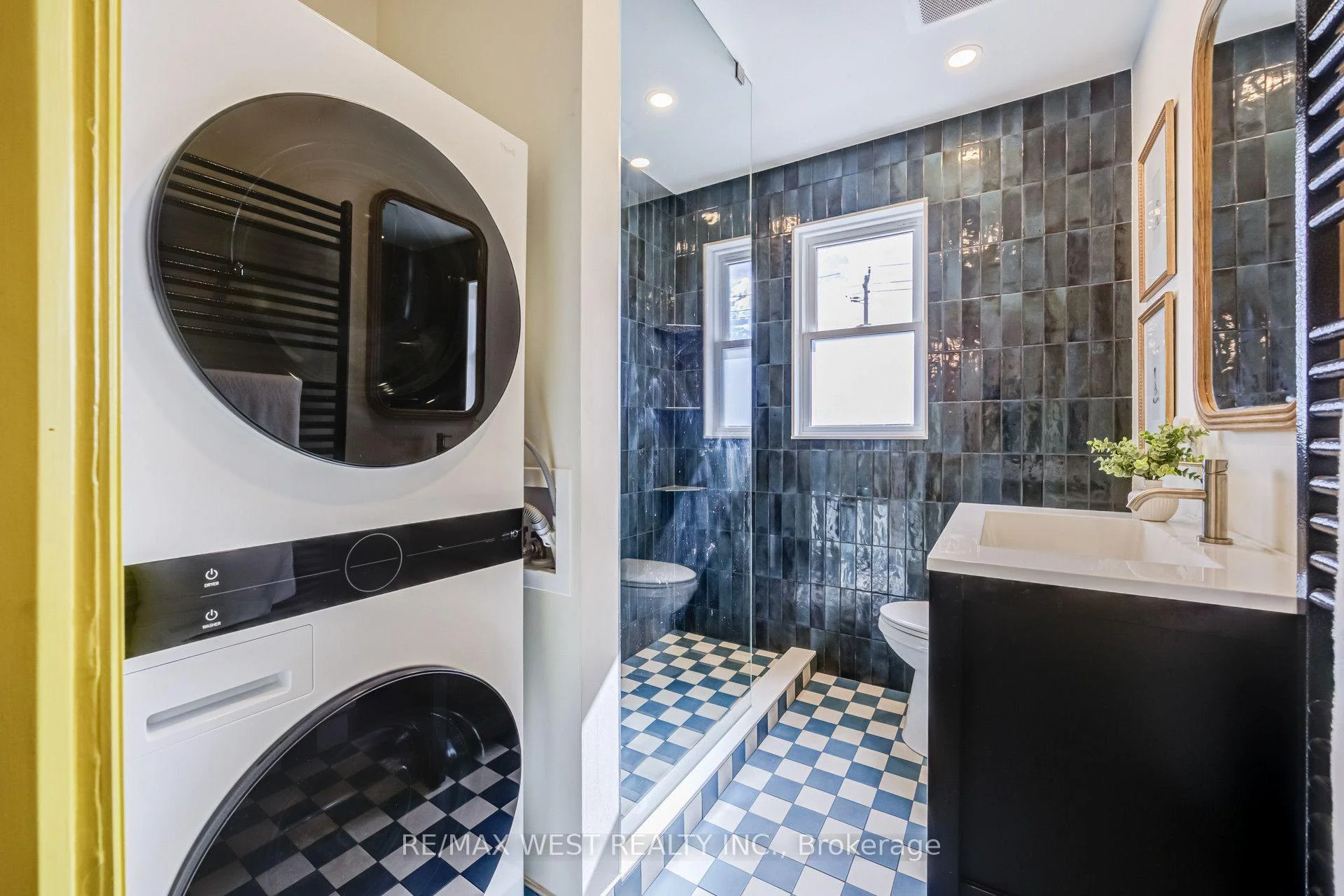 Photo 38 of 258 O'connor Drive, Toronto, East York — HOMEH