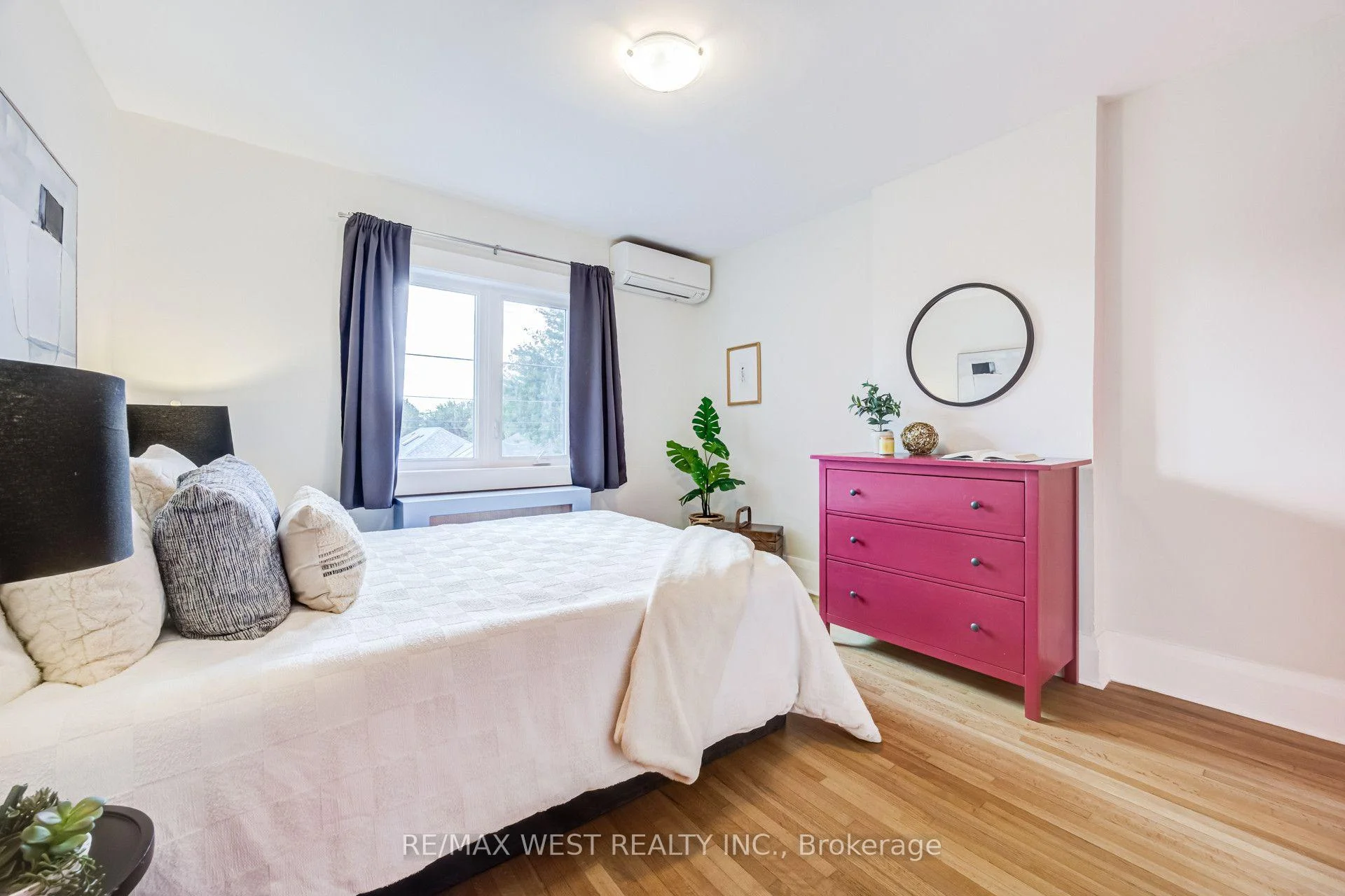 Photo 44 of 258 O'connor Drive, Toronto, East York — HOMEH