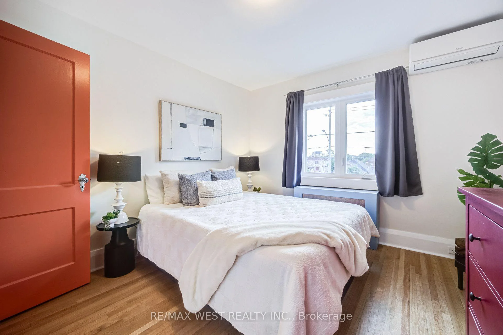 Photo 46 of 258 O'connor Drive, Toronto, East York — HOMEH