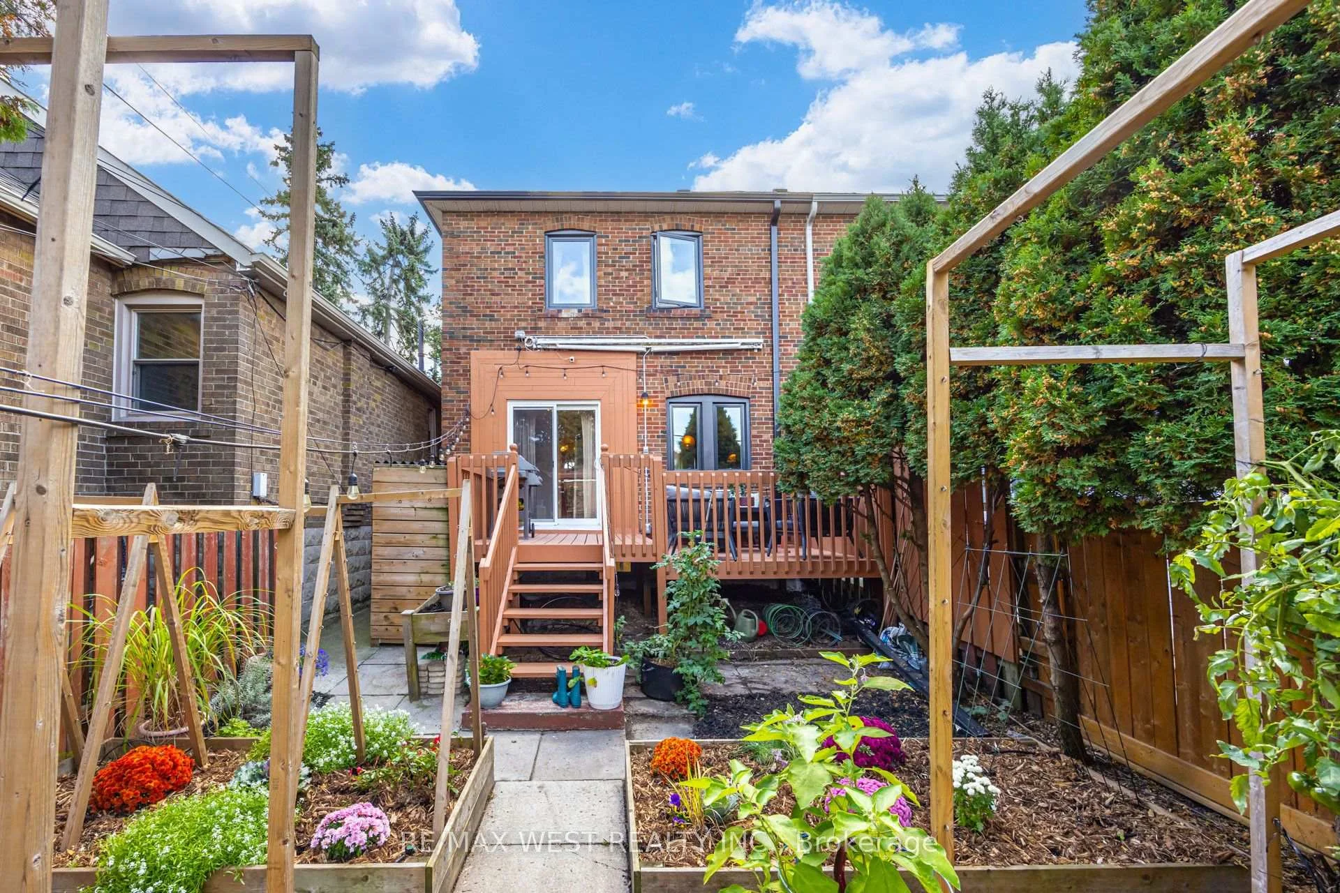 Photo 59 of 258 O'connor Drive, Toronto, East York — HOMEH