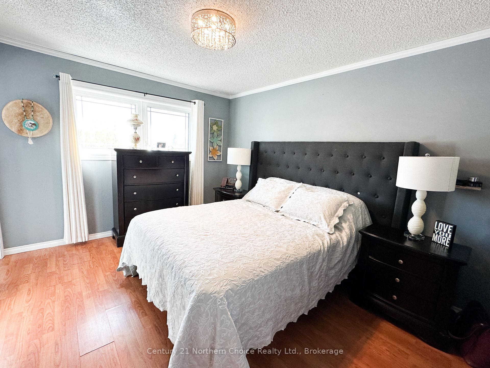 Photo 49 of 100 Detta Road, Red Lake — HOMEH