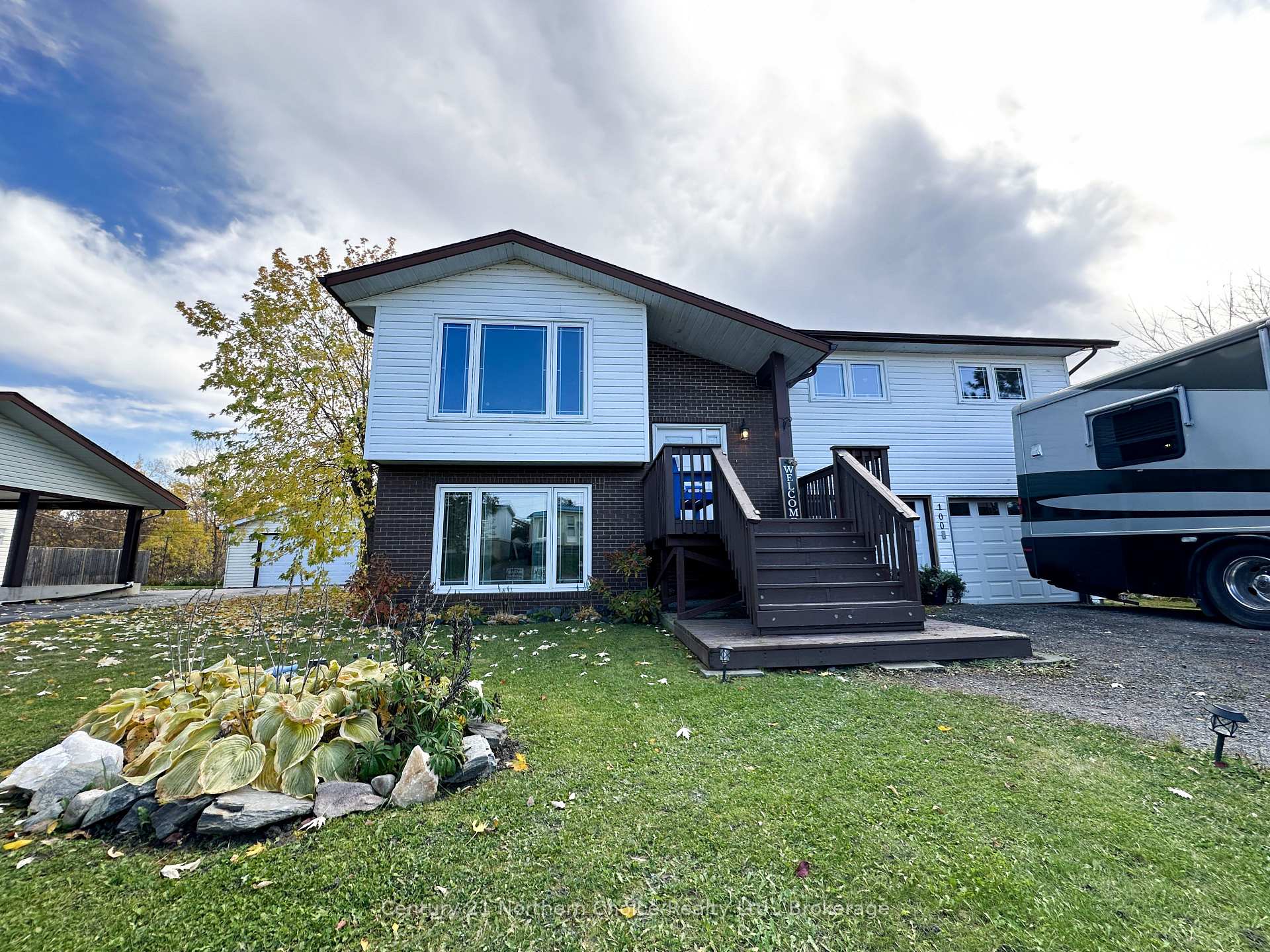 Photo 80 of 100 Detta Road, Red Lake — HOMEH