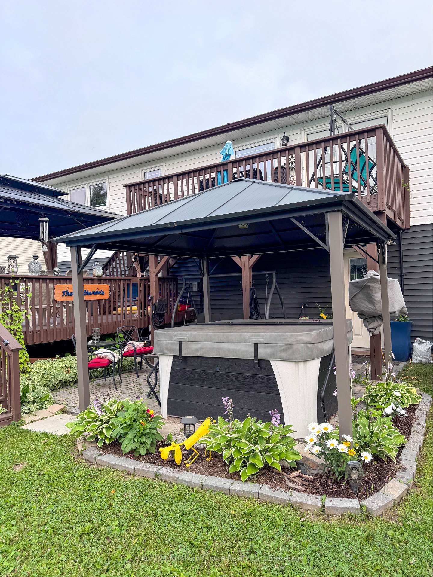 Photo 76 of 100 Detta Road, Red Lake — HOMEH