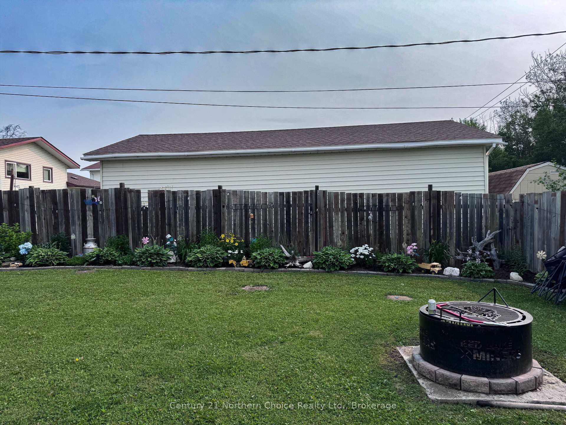 Photo 78 of 100 Detta Road, Red Lake — HOMEH