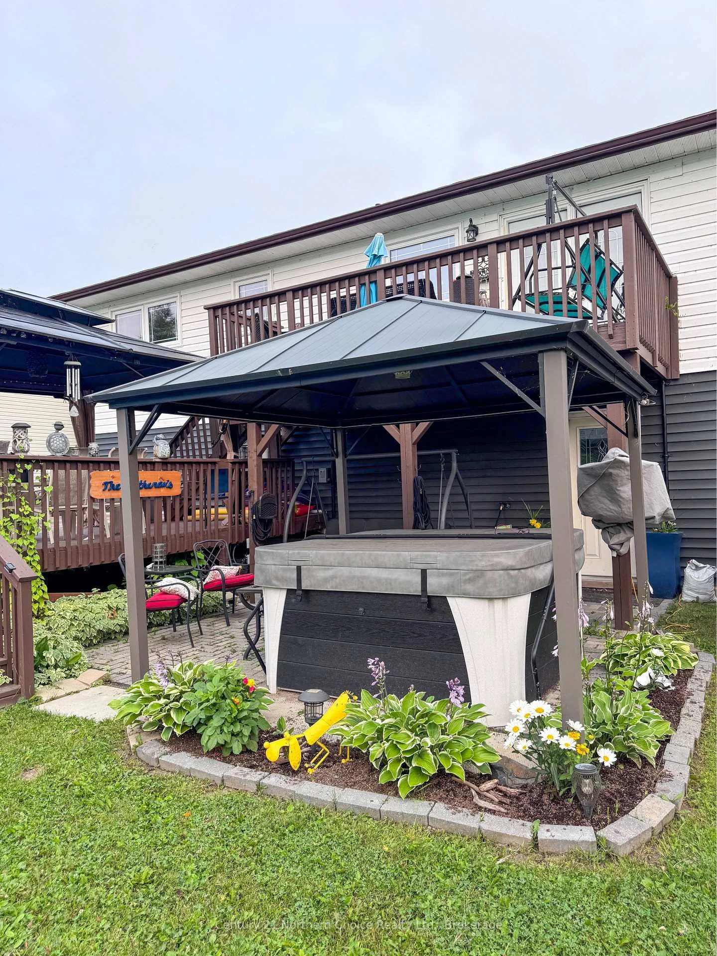 Photo 35 of 100 Detta Road, Red Lake — HOMEH