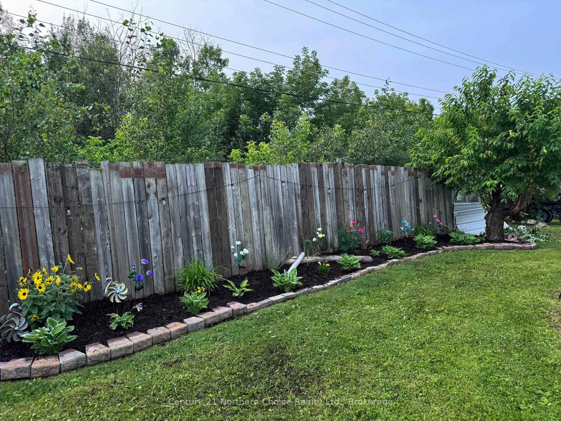 Photo 36 of 100 Detta Road, Red Lake — HOMEH
