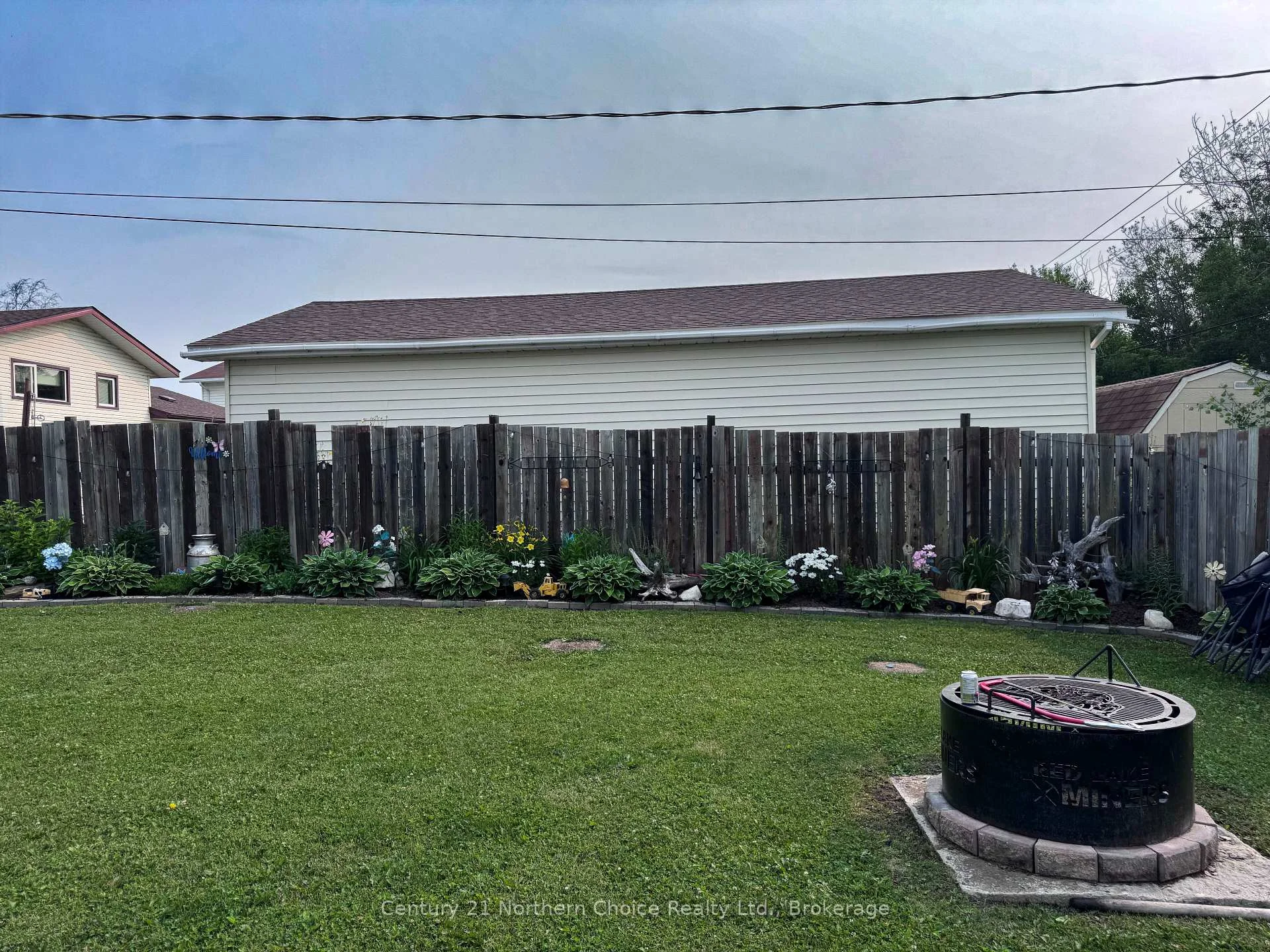 Photo 37 of 100 Detta Road, Red Lake — HOMEH