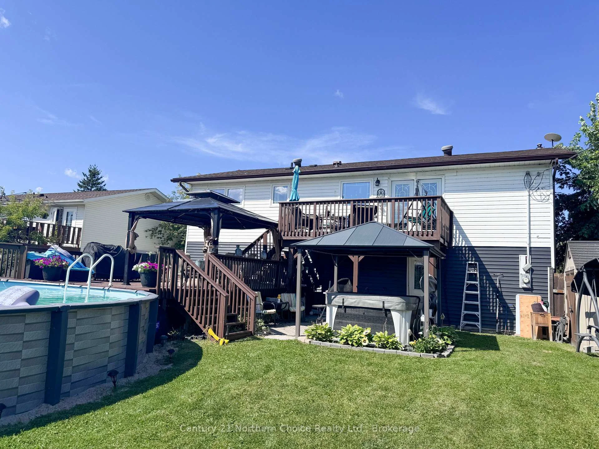 Photo 38 of 100 Detta Road, Red Lake — HOMEH