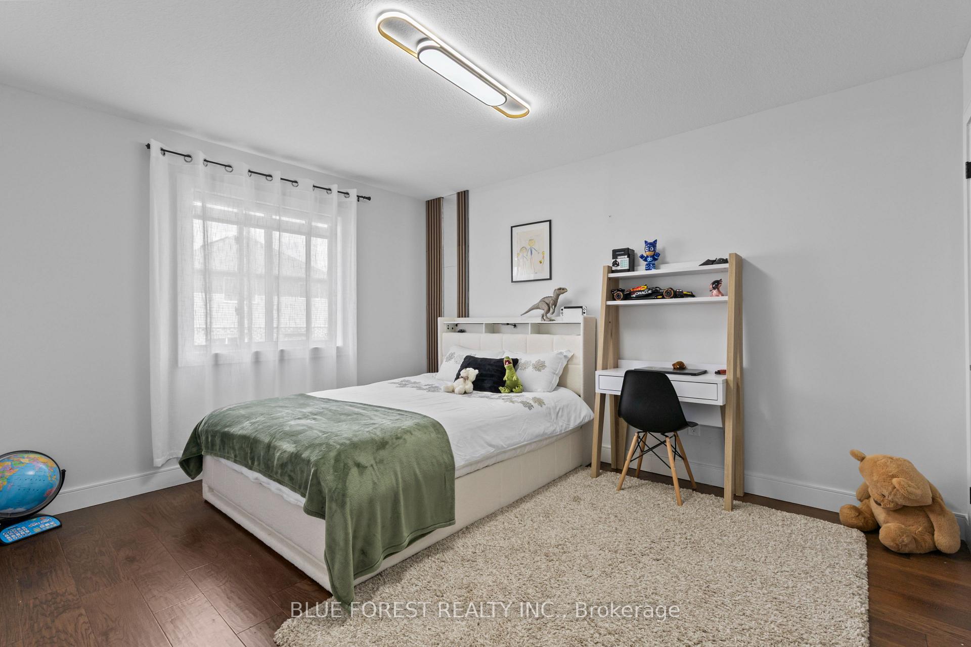 Photo 22 of 3293 Casson Way, London, South W — HOMEH