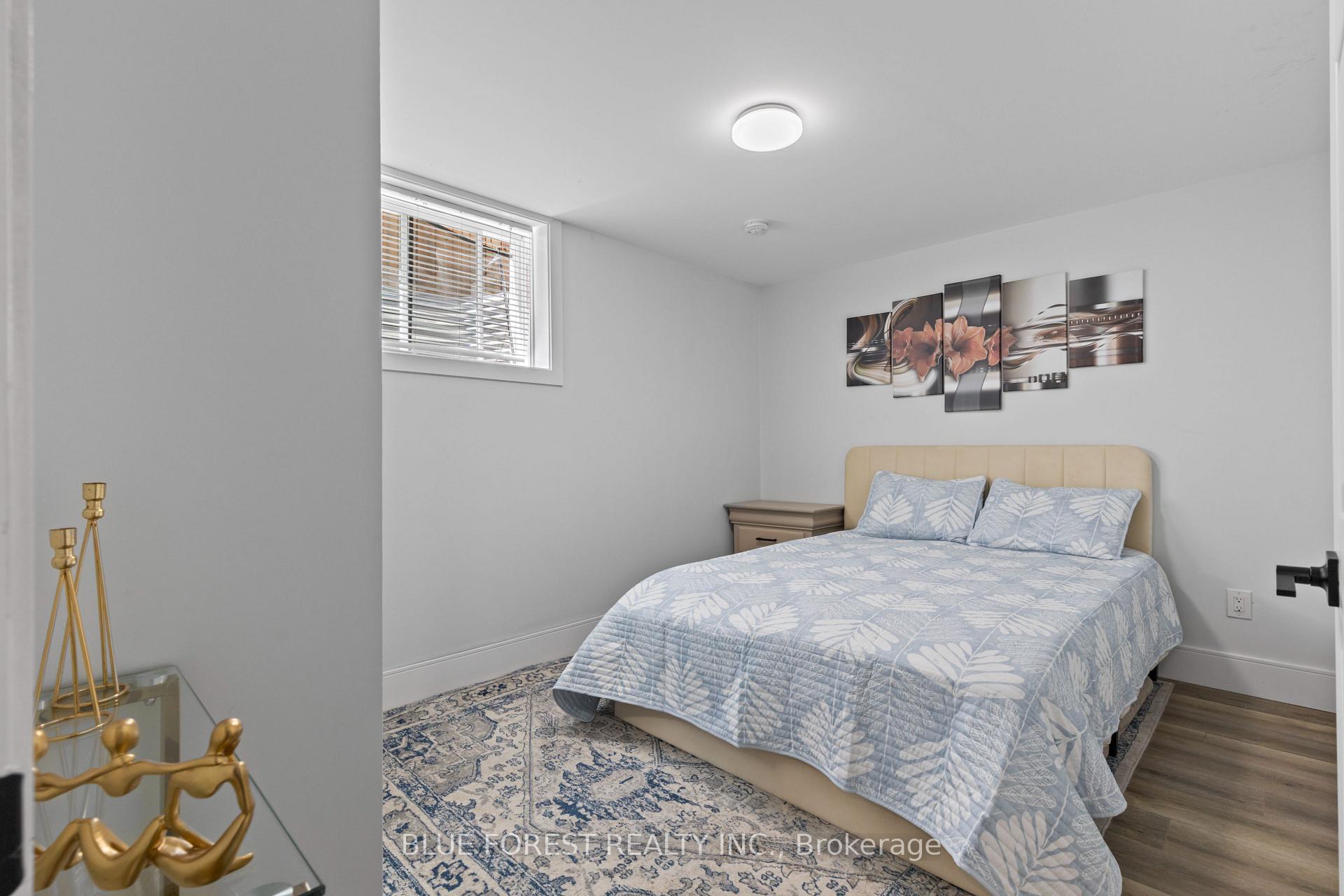 Photo 37 of 3293 Casson Way, London, South W — HOMEH