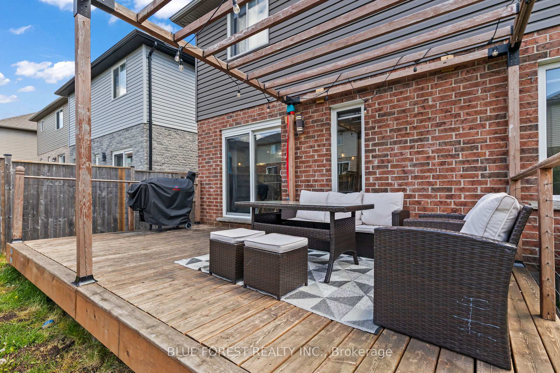 Photo 40 of 3293 Casson Way, London, South W — HOMEH