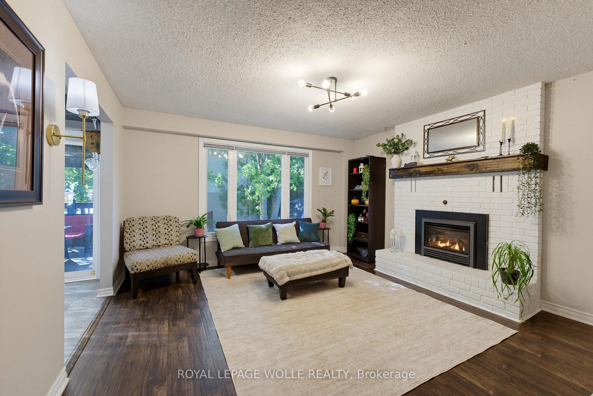 Photo 10 of 74 Stirling Macgregor Drive, Cambridge, St Andrews/Southwood — HOMEH