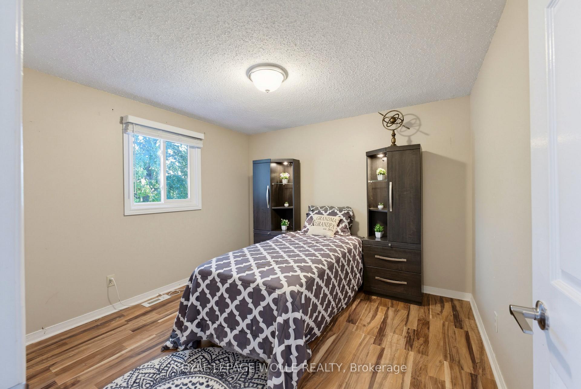 Photo 15 of 74 Stirling Macgregor Drive, Cambridge, St Andrews/Southwood — HOMEH