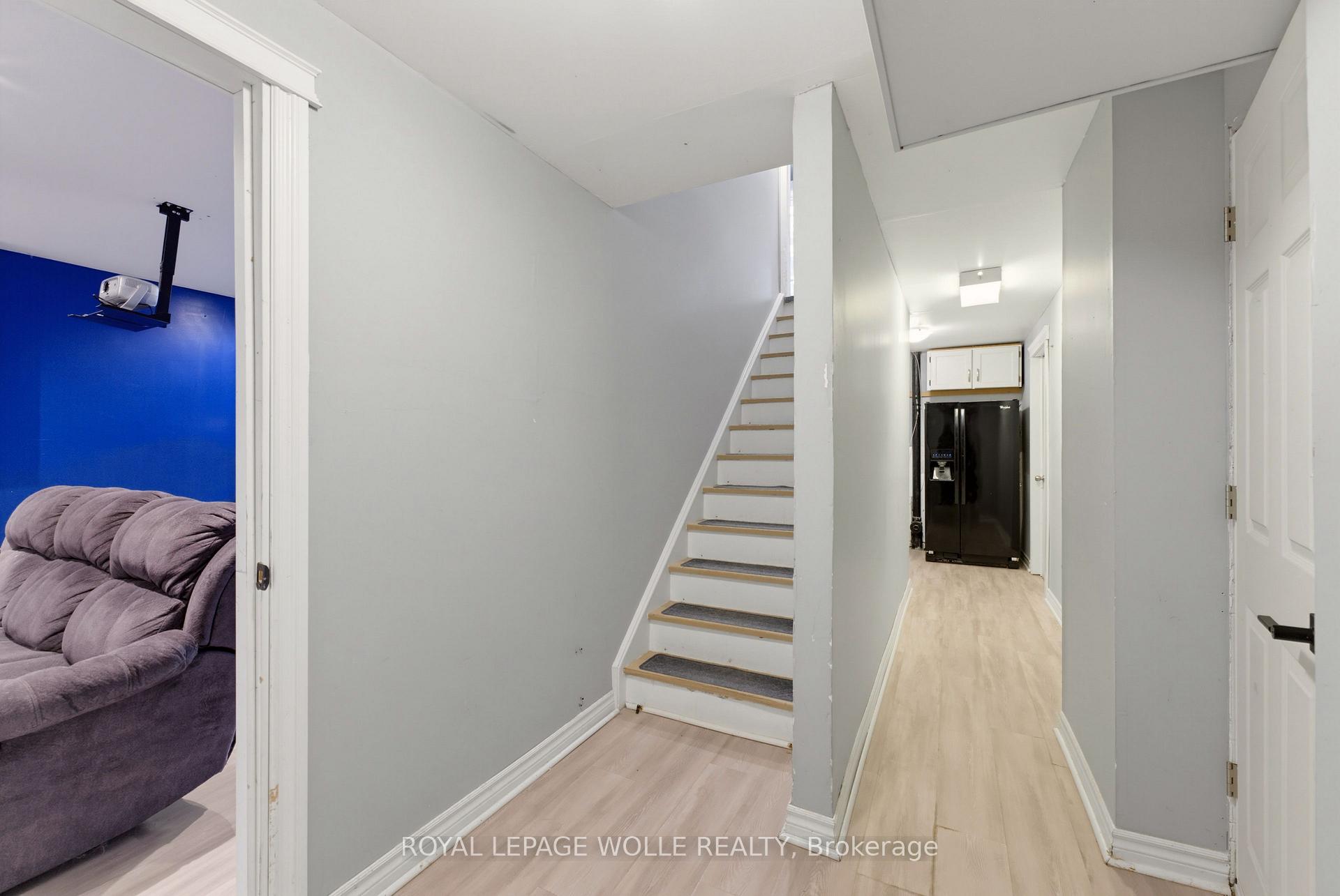 Photo 22 of 74 Stirling Macgregor Drive, Cambridge, St Andrews/Southwood — HOMEH
