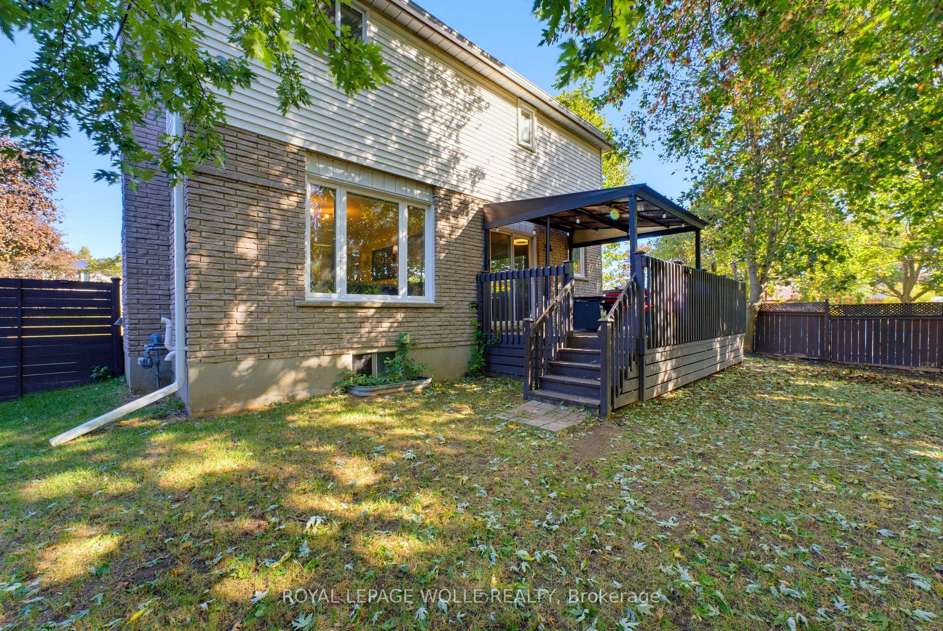 Photo 30 of 74 Stirling Macgregor Drive, Cambridge, St Andrews/Southwood — HOMEH