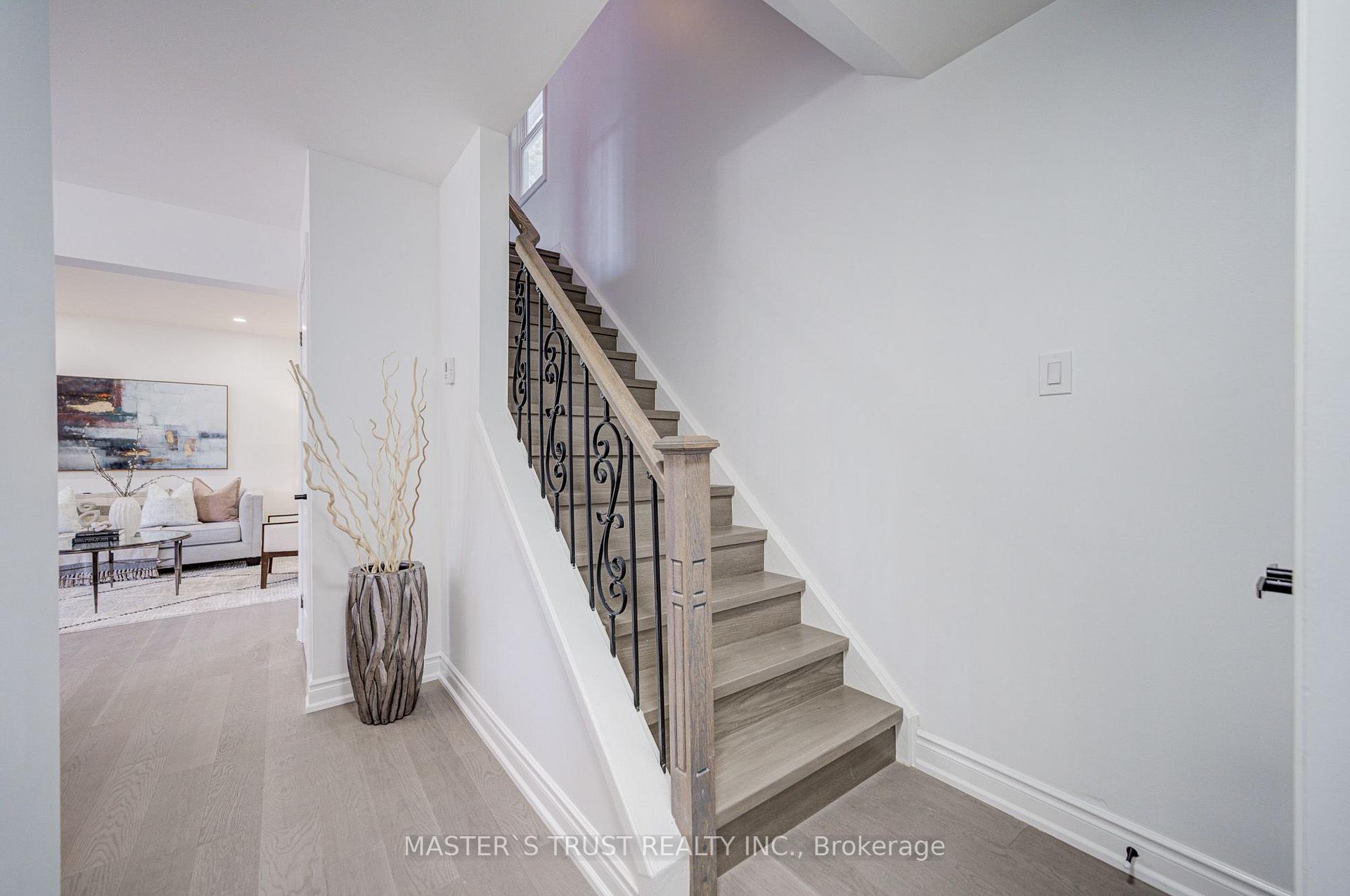 Photo 13 of 4 Gatsby Square, Brampton, Northgate — HOMEH
