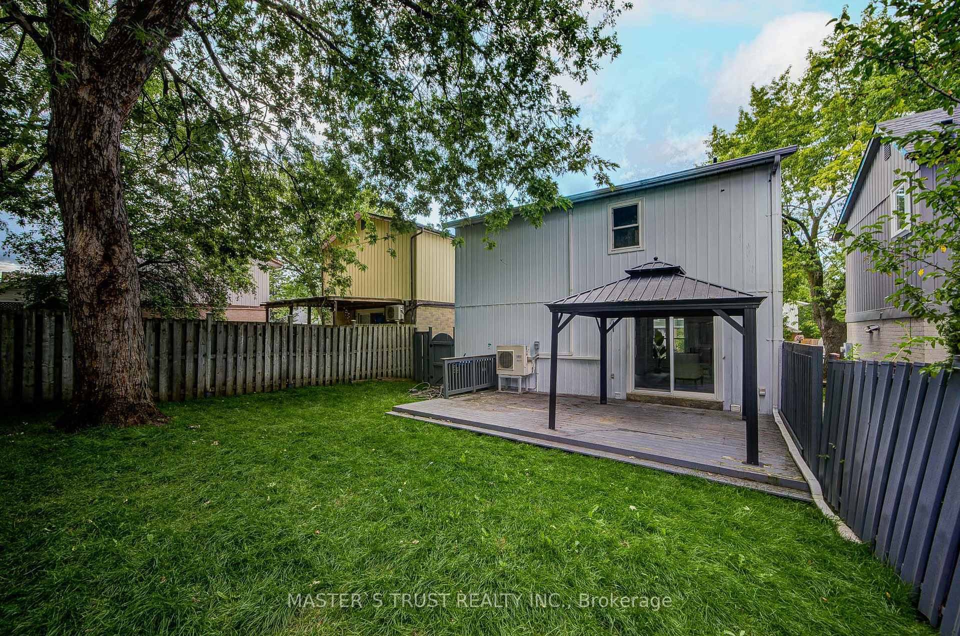Photo 33 of 4 Gatsby Square, Brampton, Northgate — HOMEH