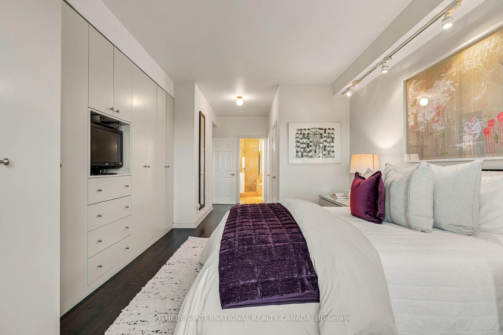 Photo 12 of Unit PH3, 38 Avoca Avenue, Toronto, Rosedale-Moore Park — HOMEH