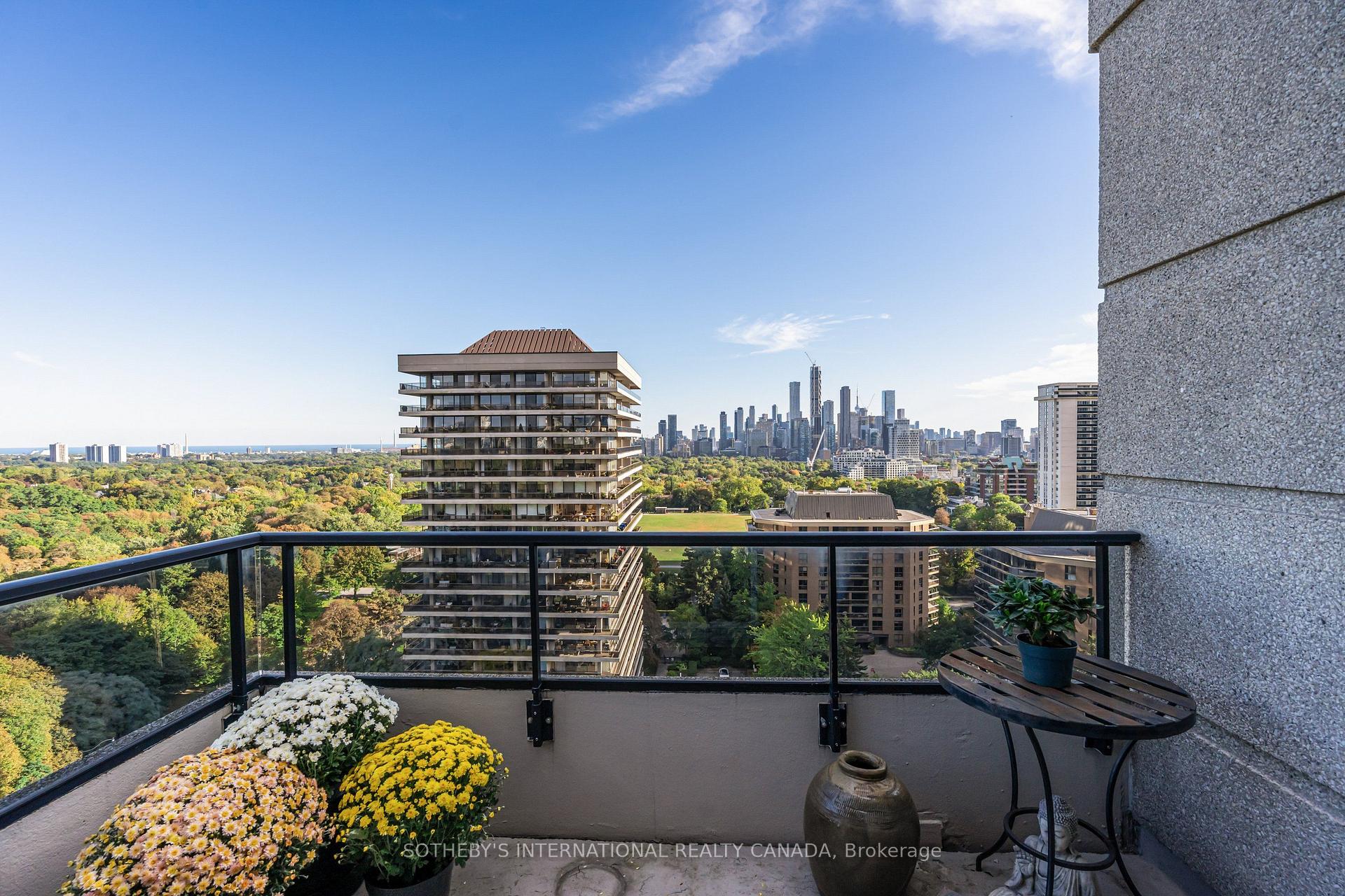 Photo 16 of Unit PH3, 38 Avoca Avenue, Toronto, Rosedale-Moore Park — HOMEH