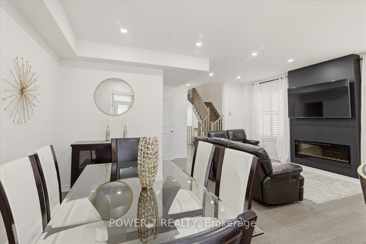 Photo 16 of 94 Conarty Crescent, Whitby, Rural Whitby — HOMEH