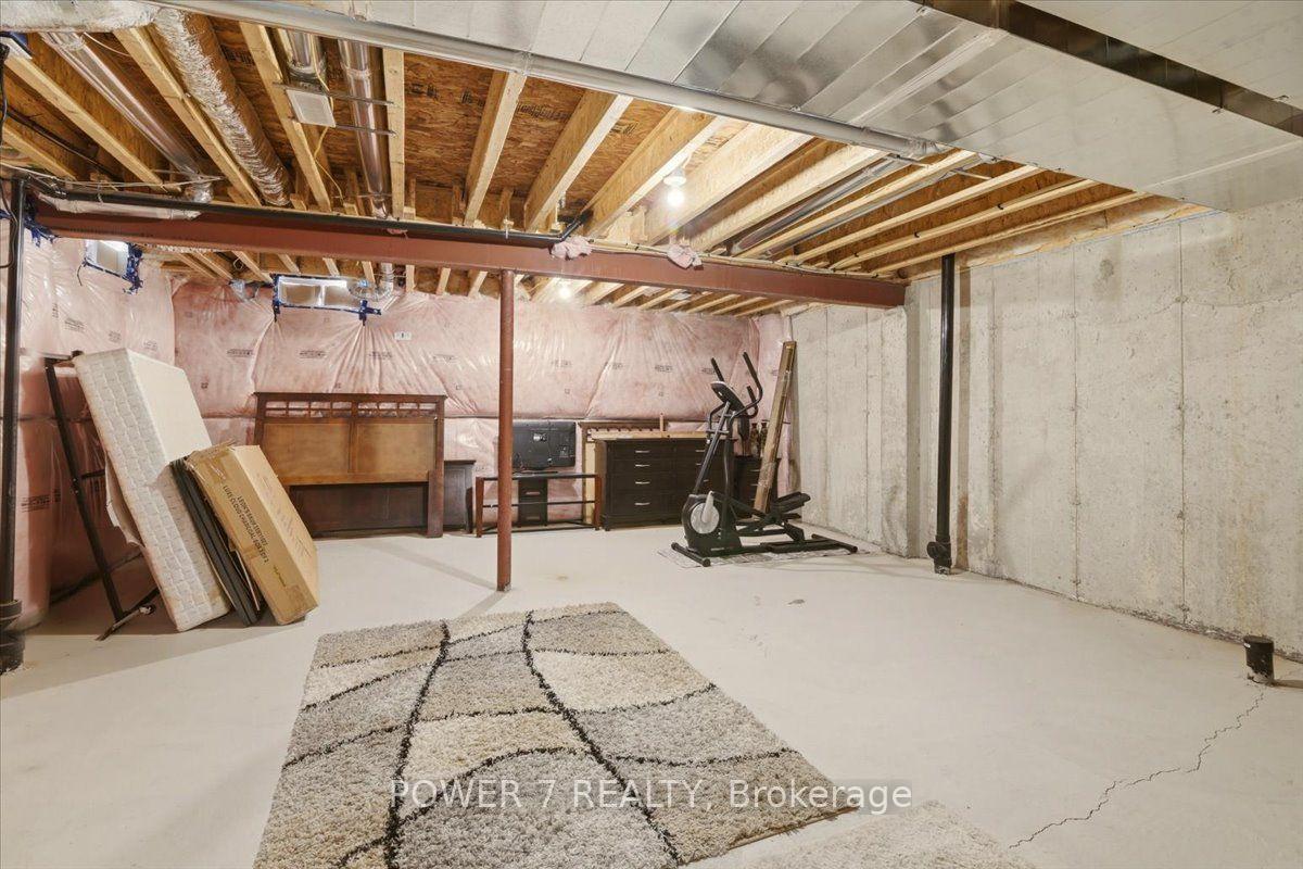Photo 17 of 94 Conarty Crescent, Whitby, Rural Whitby — HOMEH