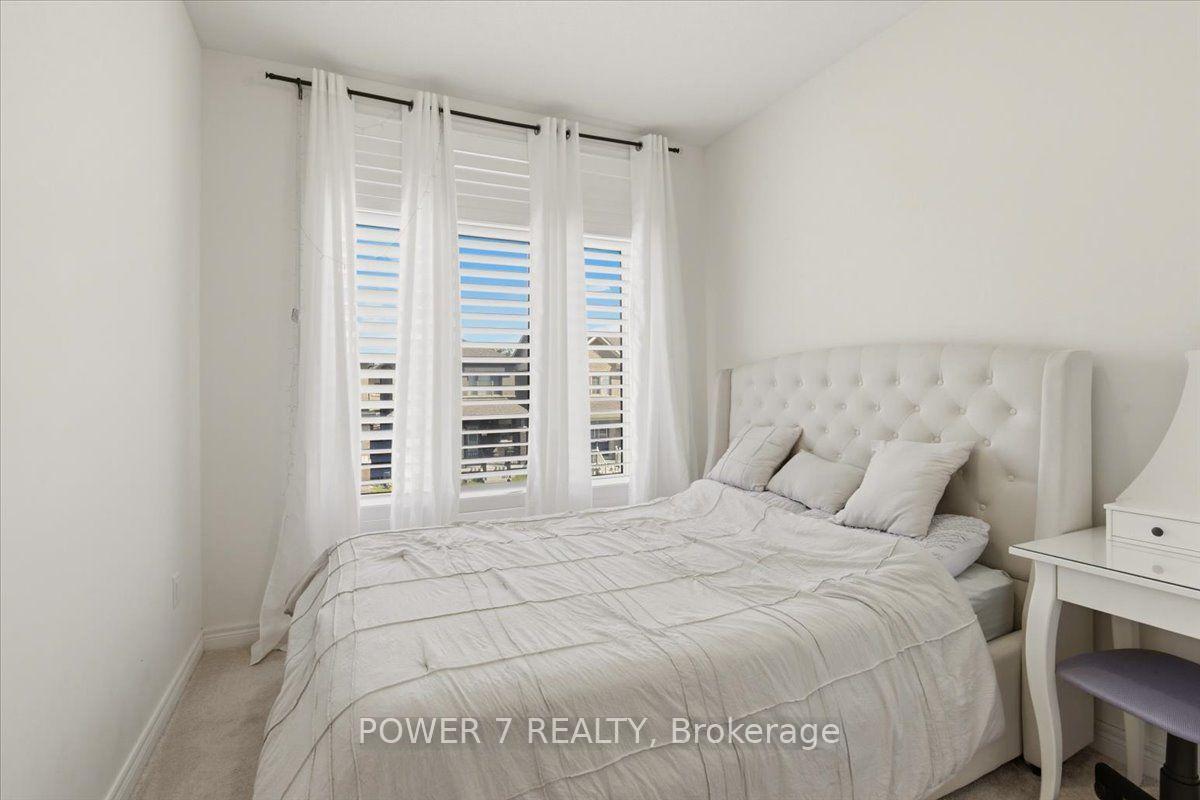 Photo 19 of 94 Conarty Crescent, Whitby, Rural Whitby — HOMEH