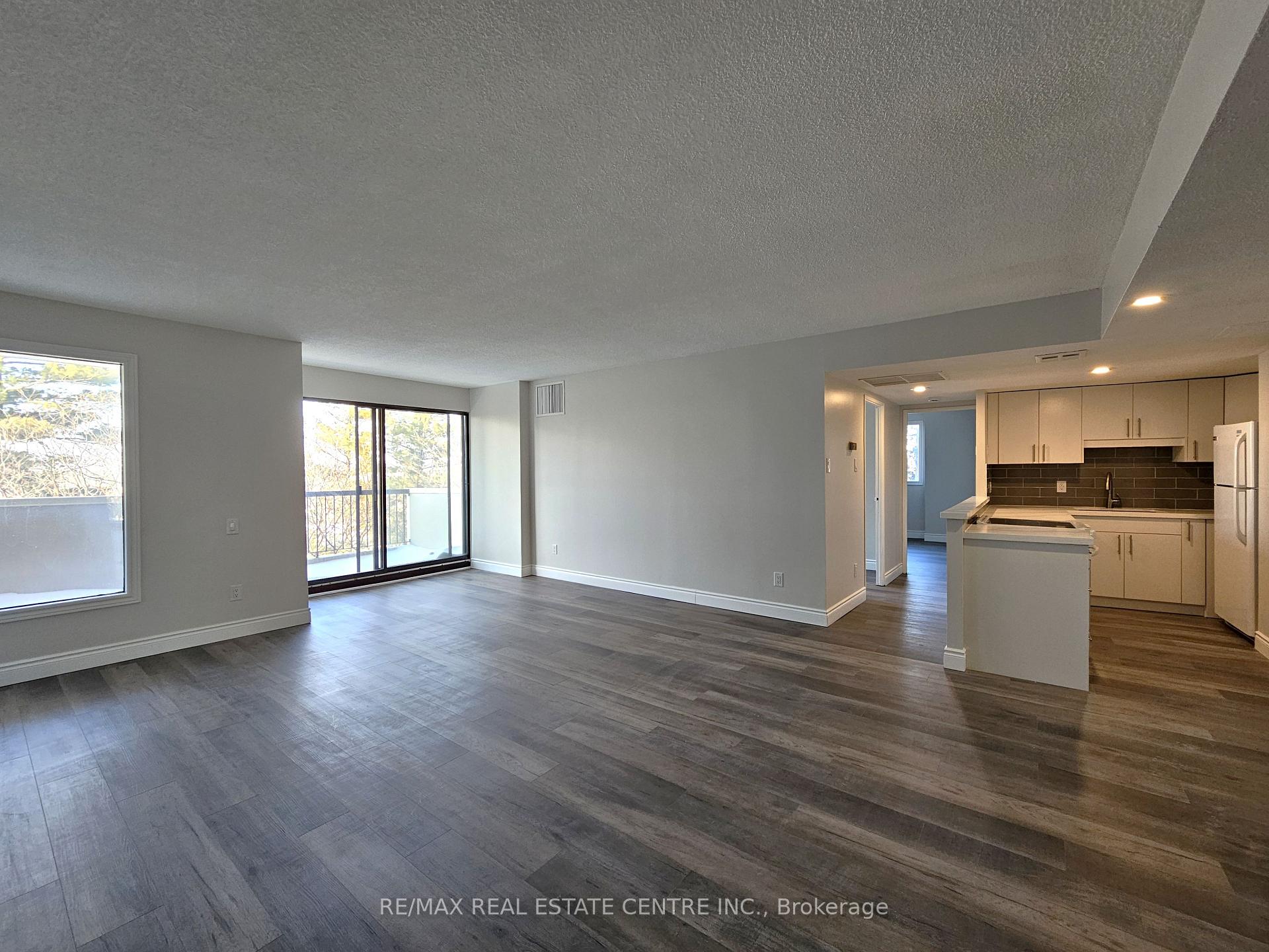 Photo 4 of Unit 508, 260 Sheldon Avenue N, Kitchener, Eastwood — HOMEH