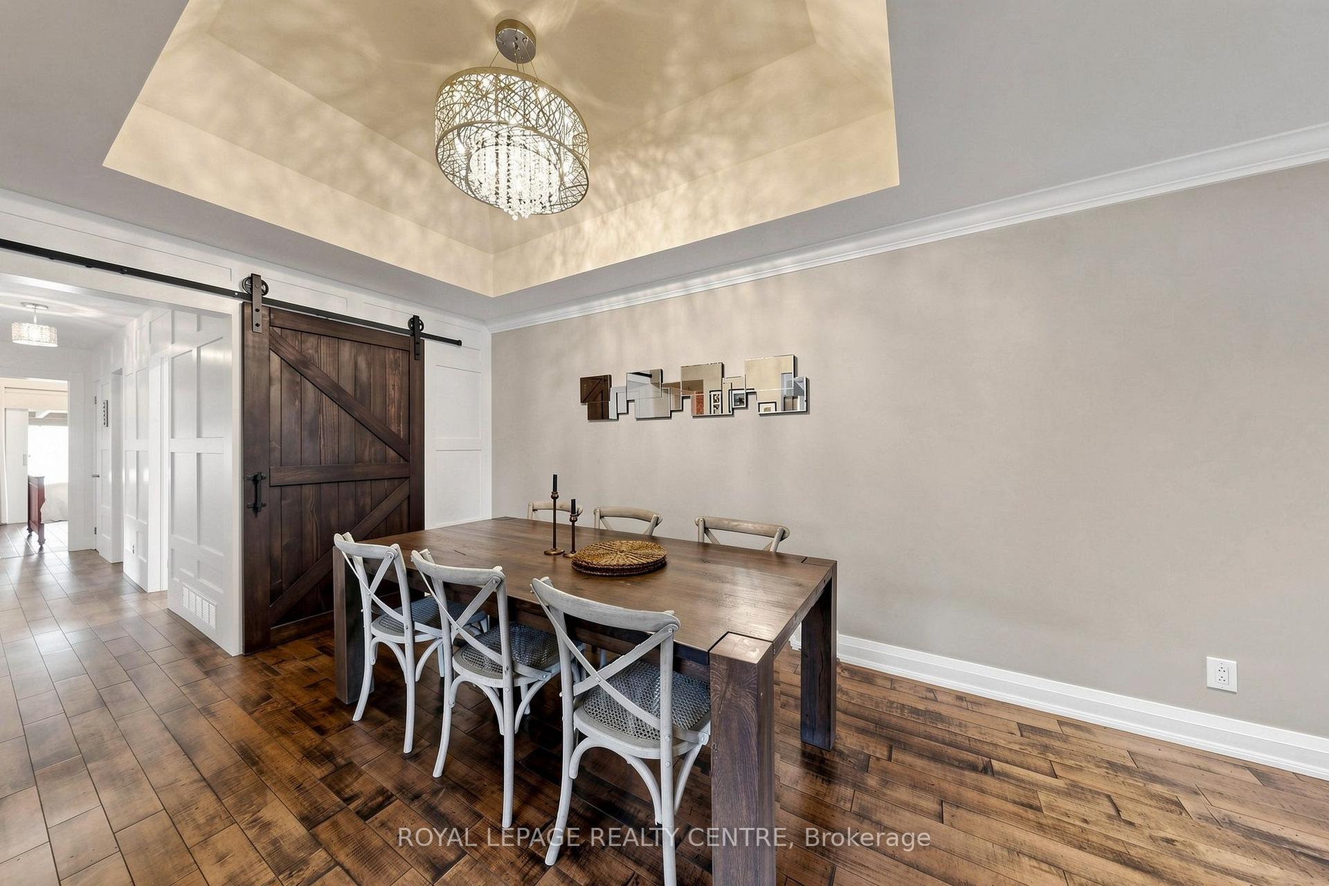 Photo 10 of 1577 Sandgate Crescent, Mississauga, Clarkson — HOMEH