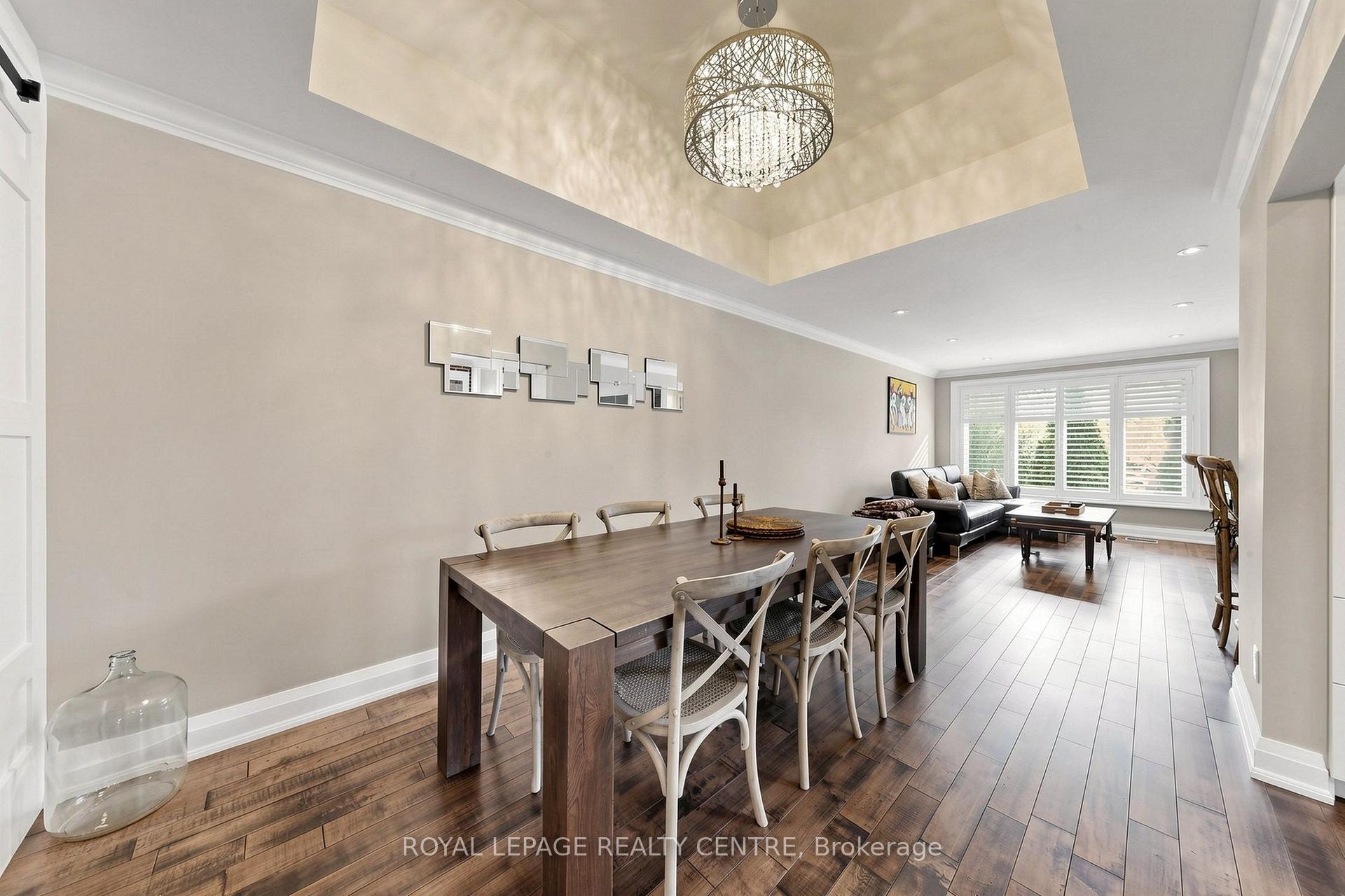 Photo 11 of 1577 Sandgate Crescent, Mississauga, Clarkson — HOMEH