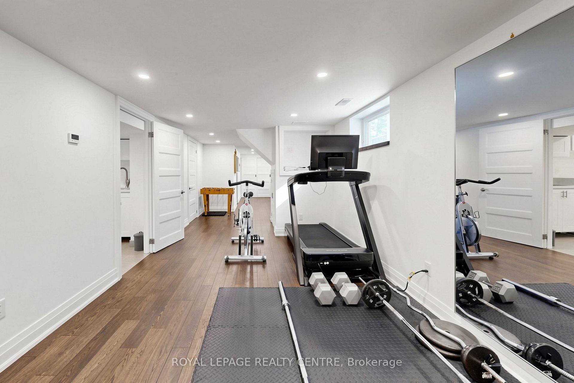 Photo 27 of 1577 Sandgate Crescent, Mississauga, Clarkson — HOMEH