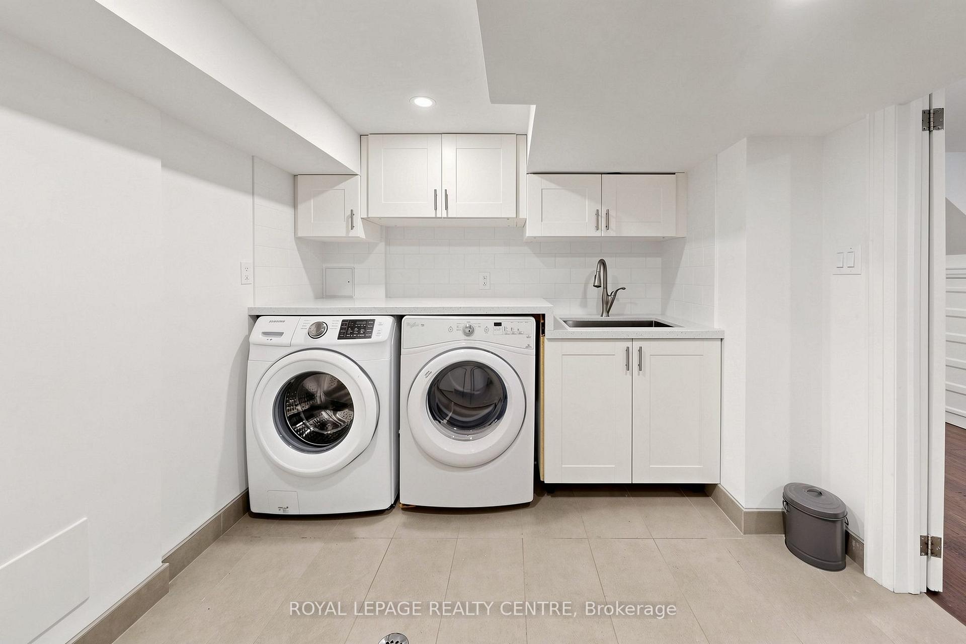 Photo 30 of 1577 Sandgate Crescent, Mississauga, Clarkson — HOMEH