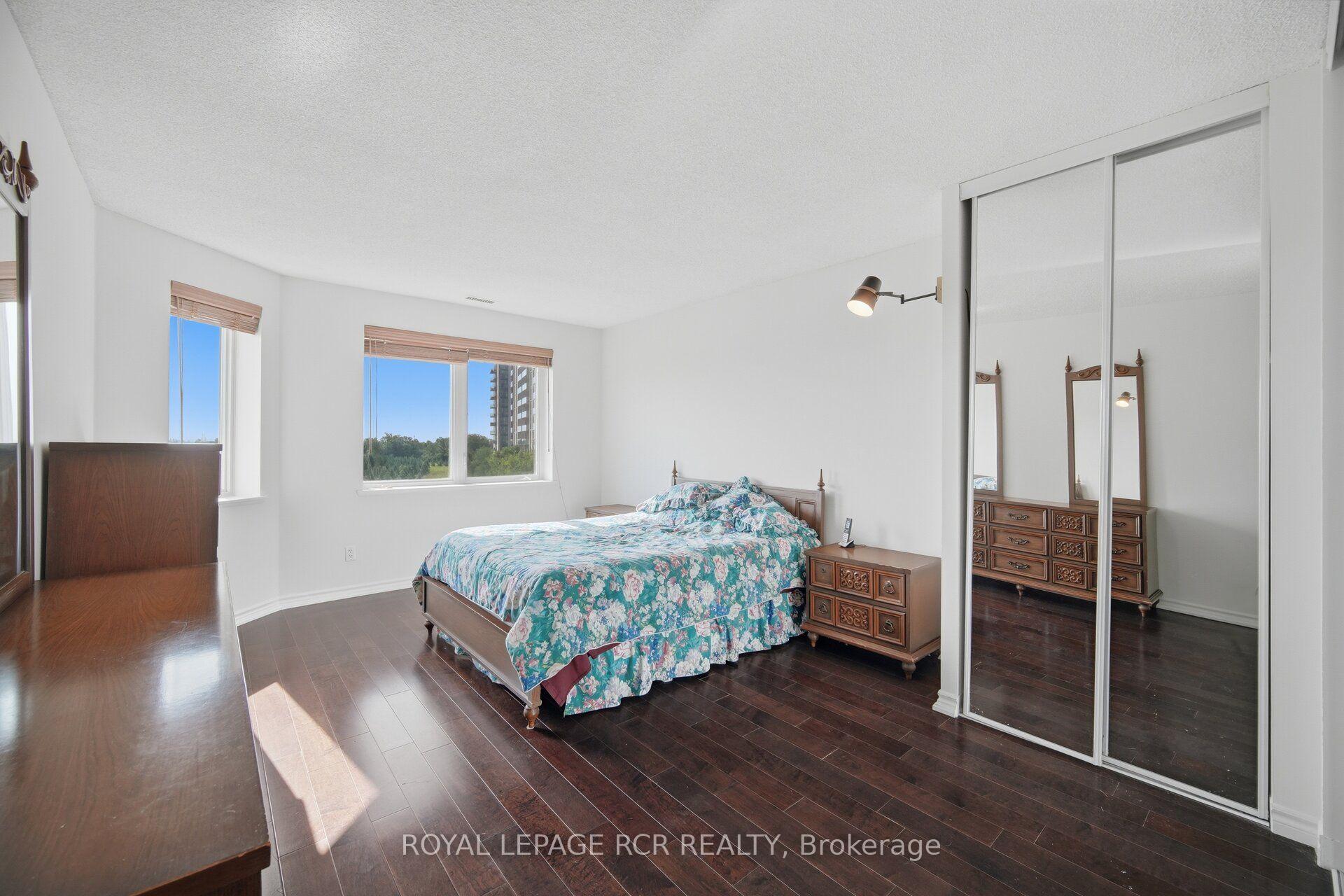Photo 15 of Unit 304, 10 Dayspring Circle, Brampton, Goreway Drive Corridor — HOMEH